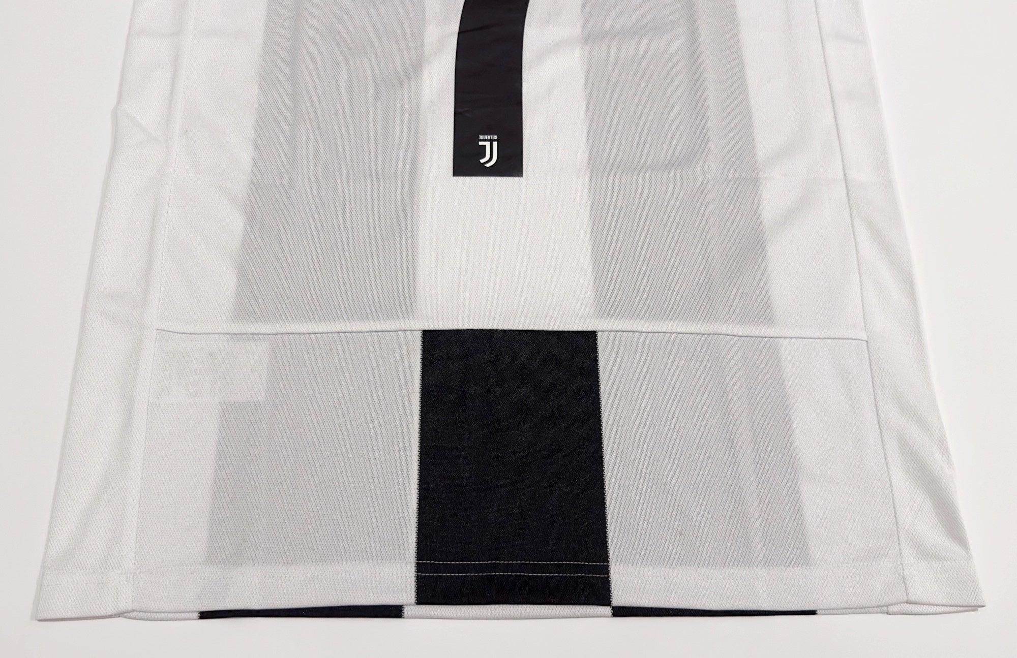 2018/19 Juventus #7 RONALDO Home Jersey (S)