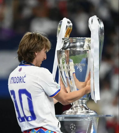 2021/22 Real Madrid #10 MODRIC Home Jersey (S)