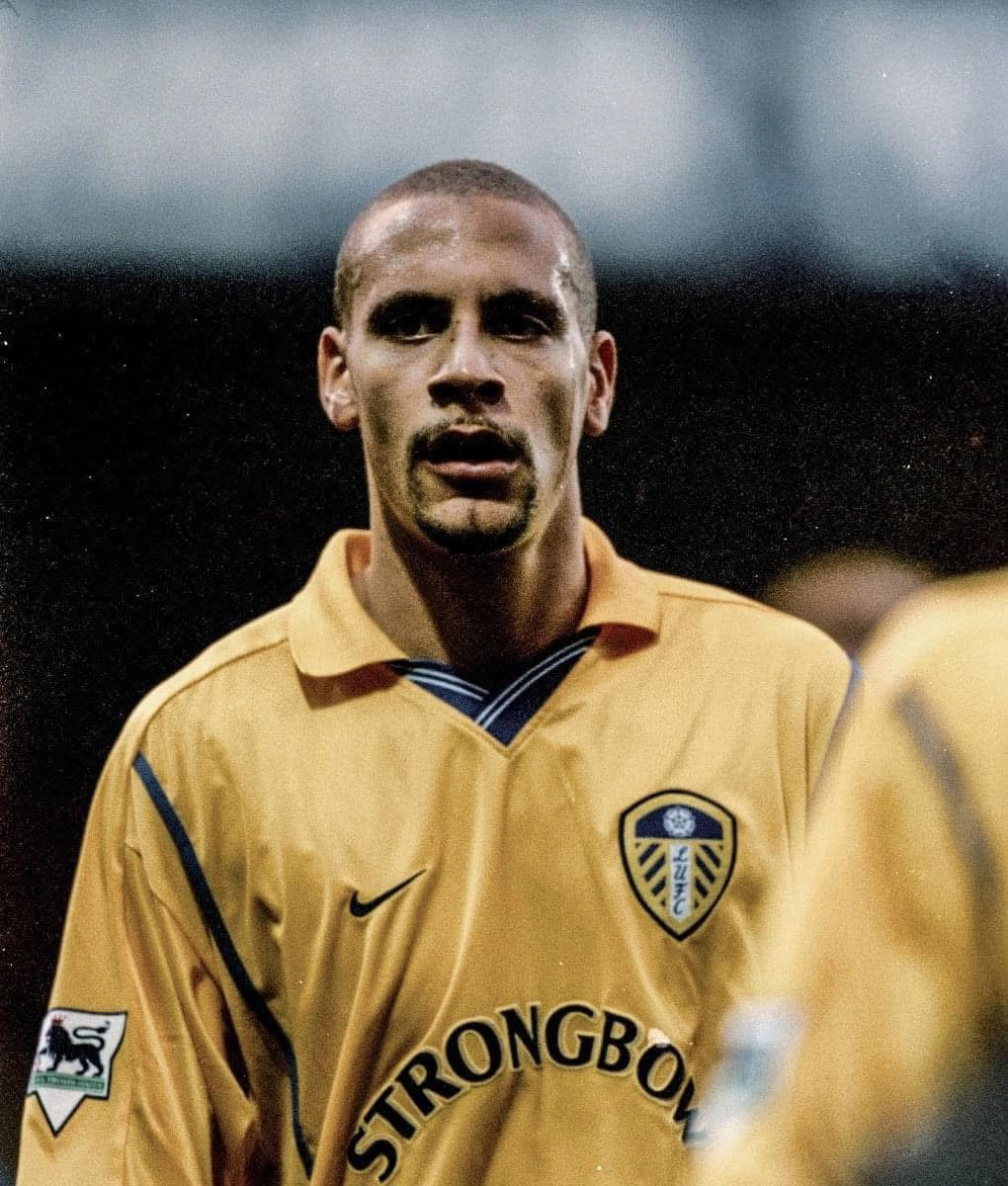 2000/02 Leeds United #29 FERDINAND Away Jersey (L)