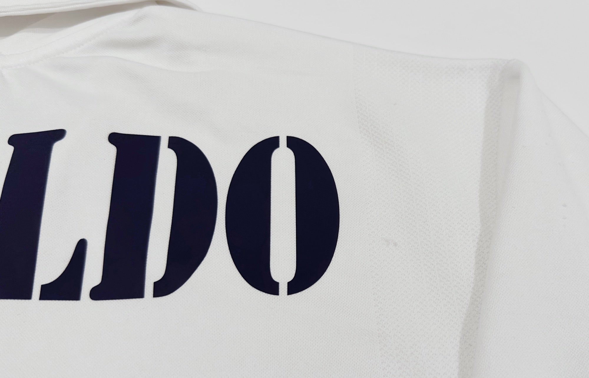 2002/03 Real Madrid #11 RONALDO Home Jersey (M)