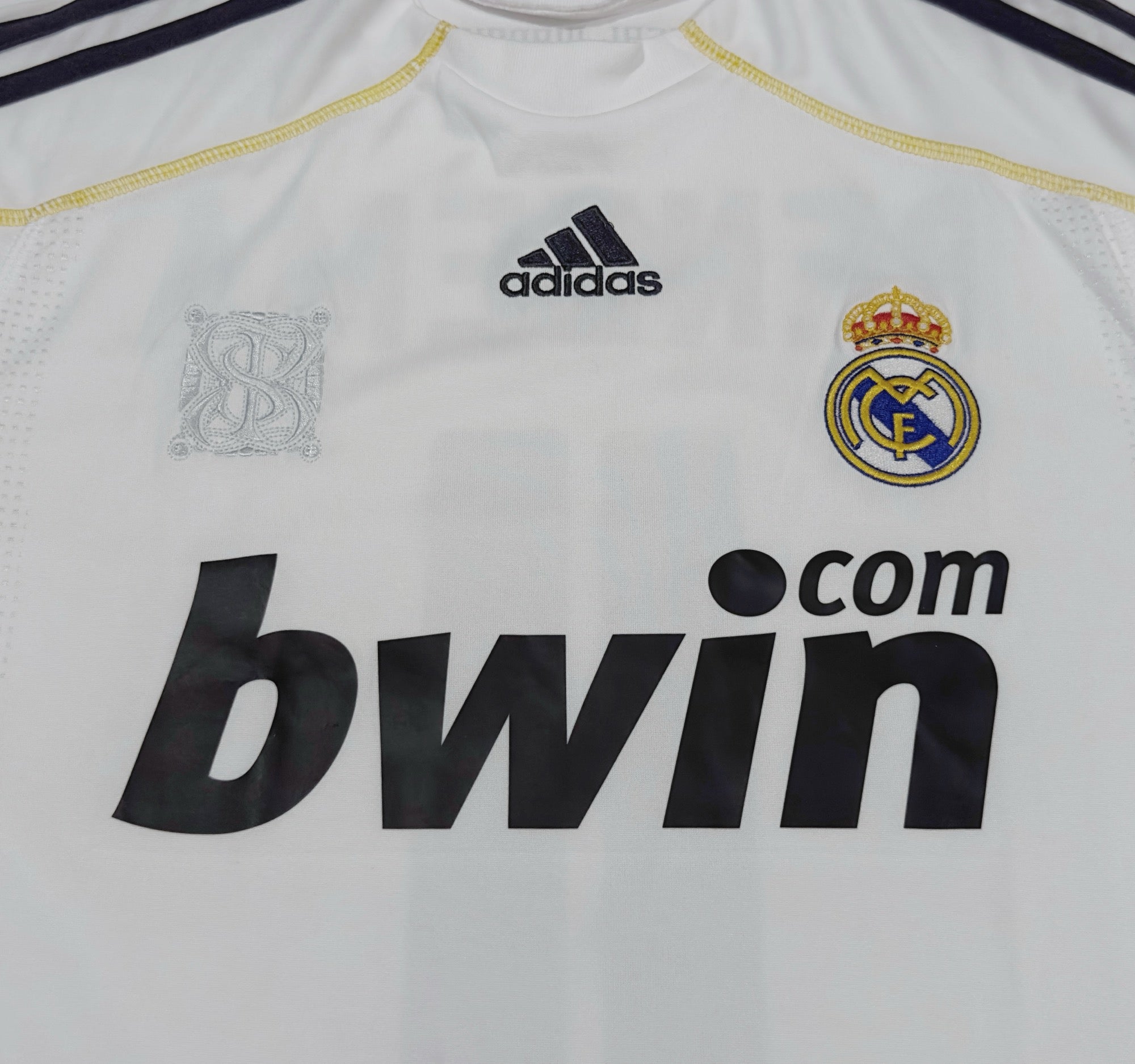 2009/10 Real Madrid #11 BENZEMA Home Jersey (M)