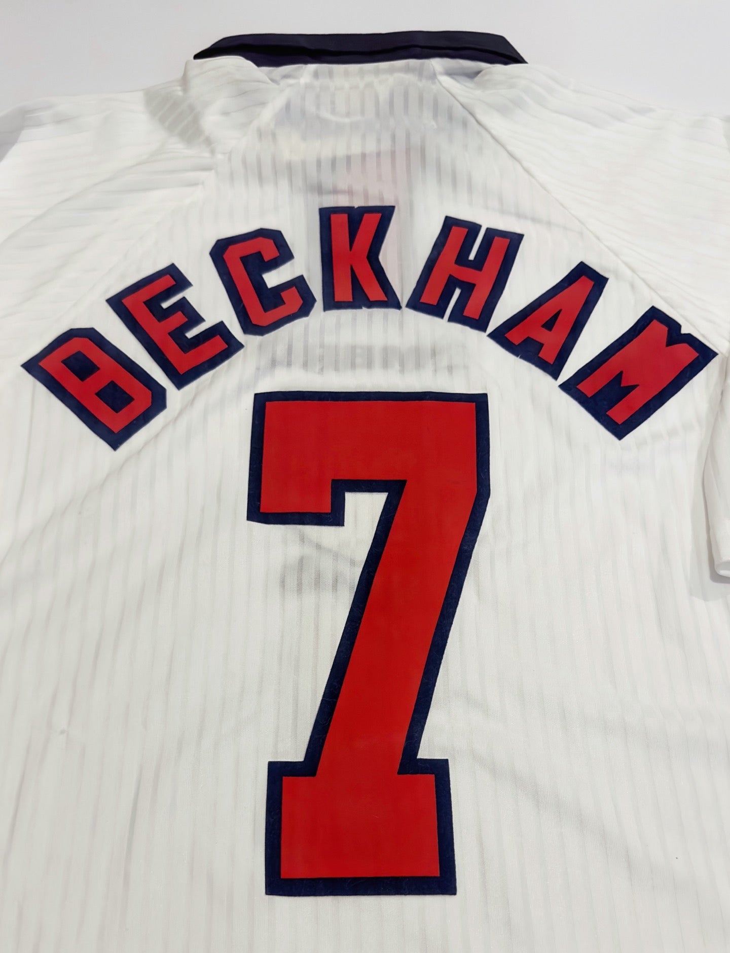 1997/99 England #7 BECKHAM Home Jersey (XL)