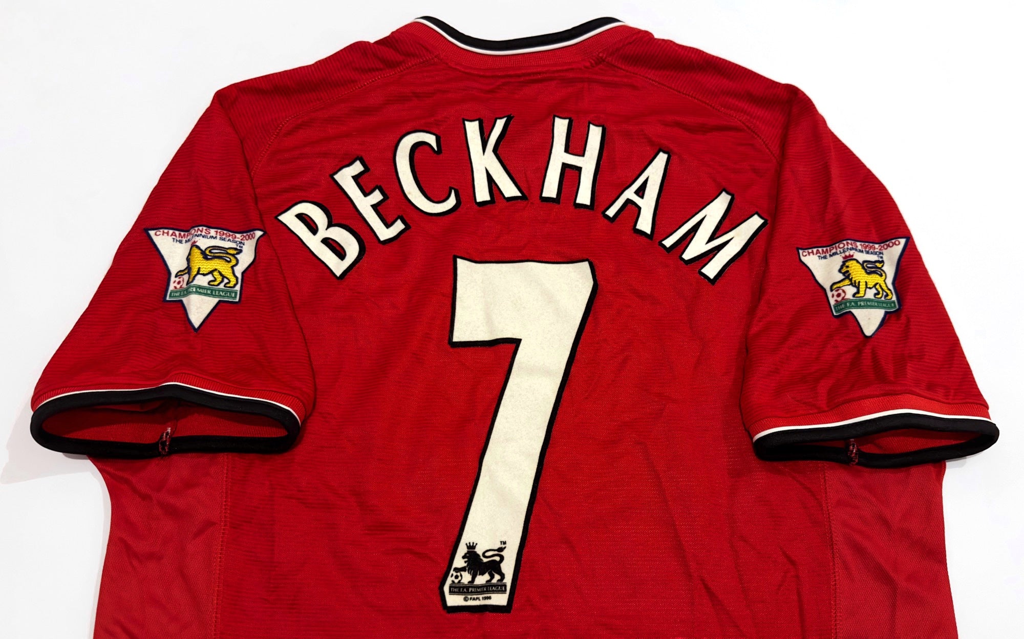 2000/02 Man Utd #7 BECKHAM Home Jersey (M)