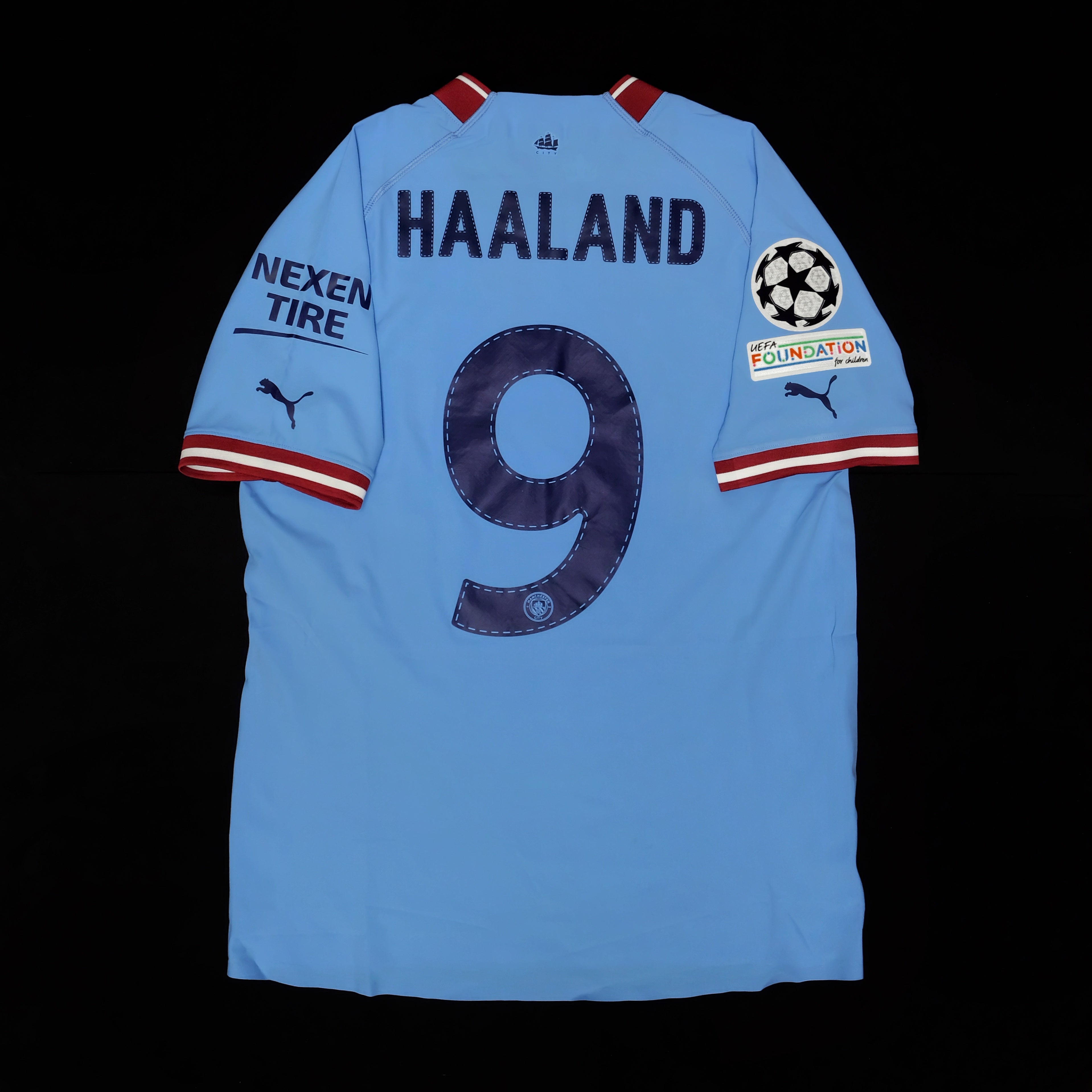 Manchester City – Double Kick Football | retro. classic. vintage.