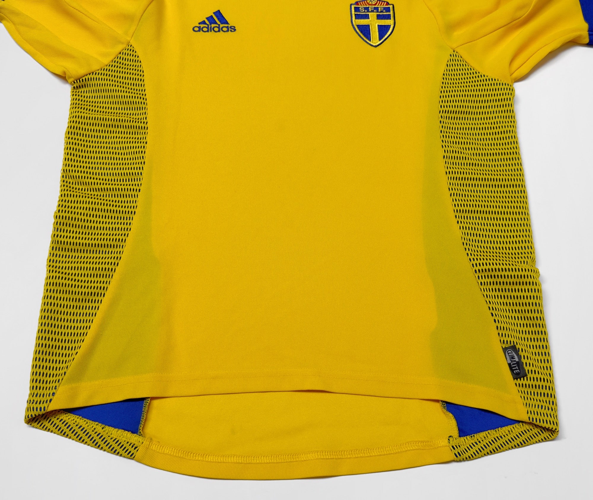 2002/03 Sweden Home Jersey (S)