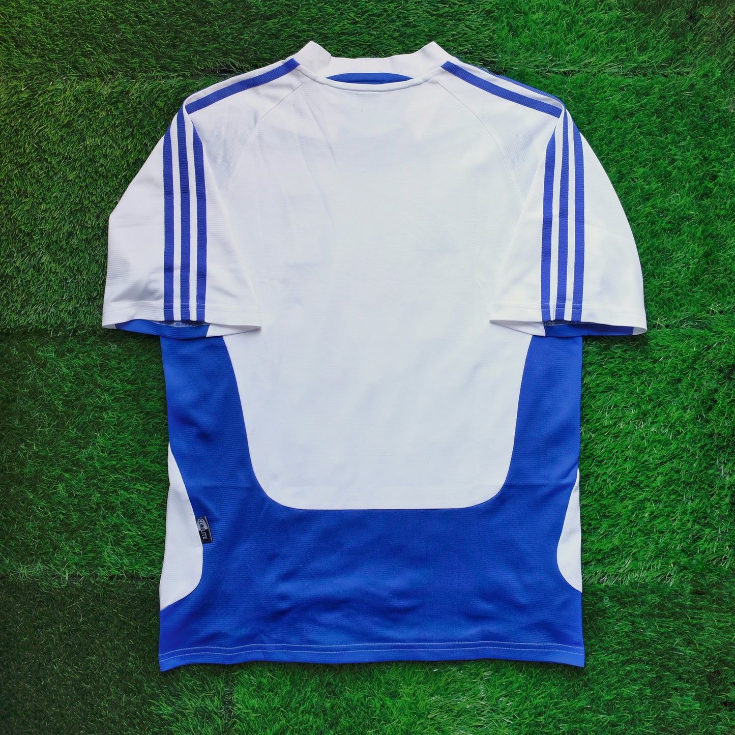 2004/06 Greece Away Jersey (S)