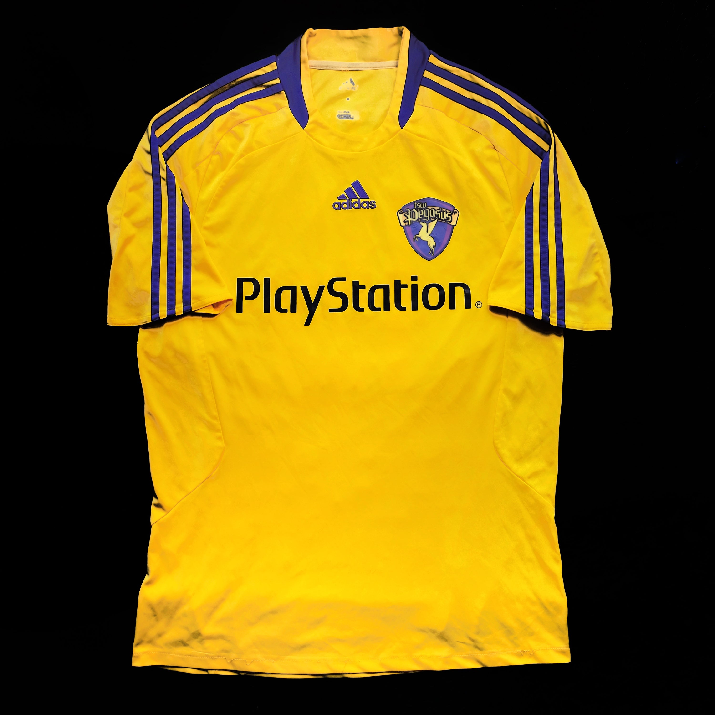 2008/10 TSW Pegasus #15 KM YUEN Home Jersey (M)