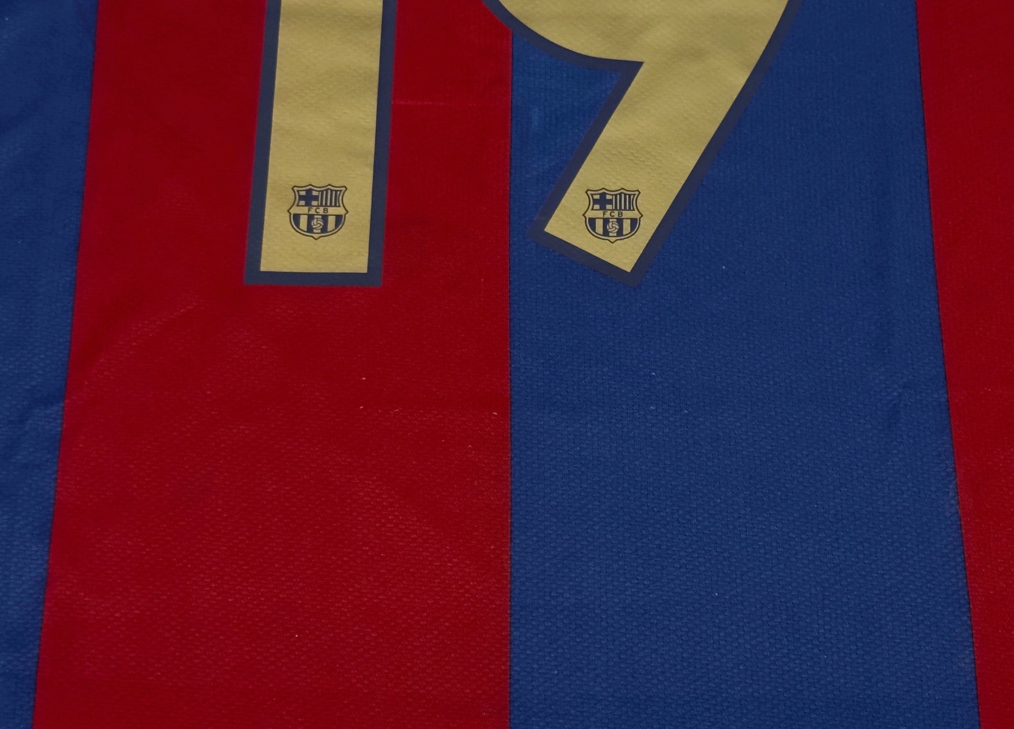 2006/07 Barcelona #19 MESSI Home Jersey (M)