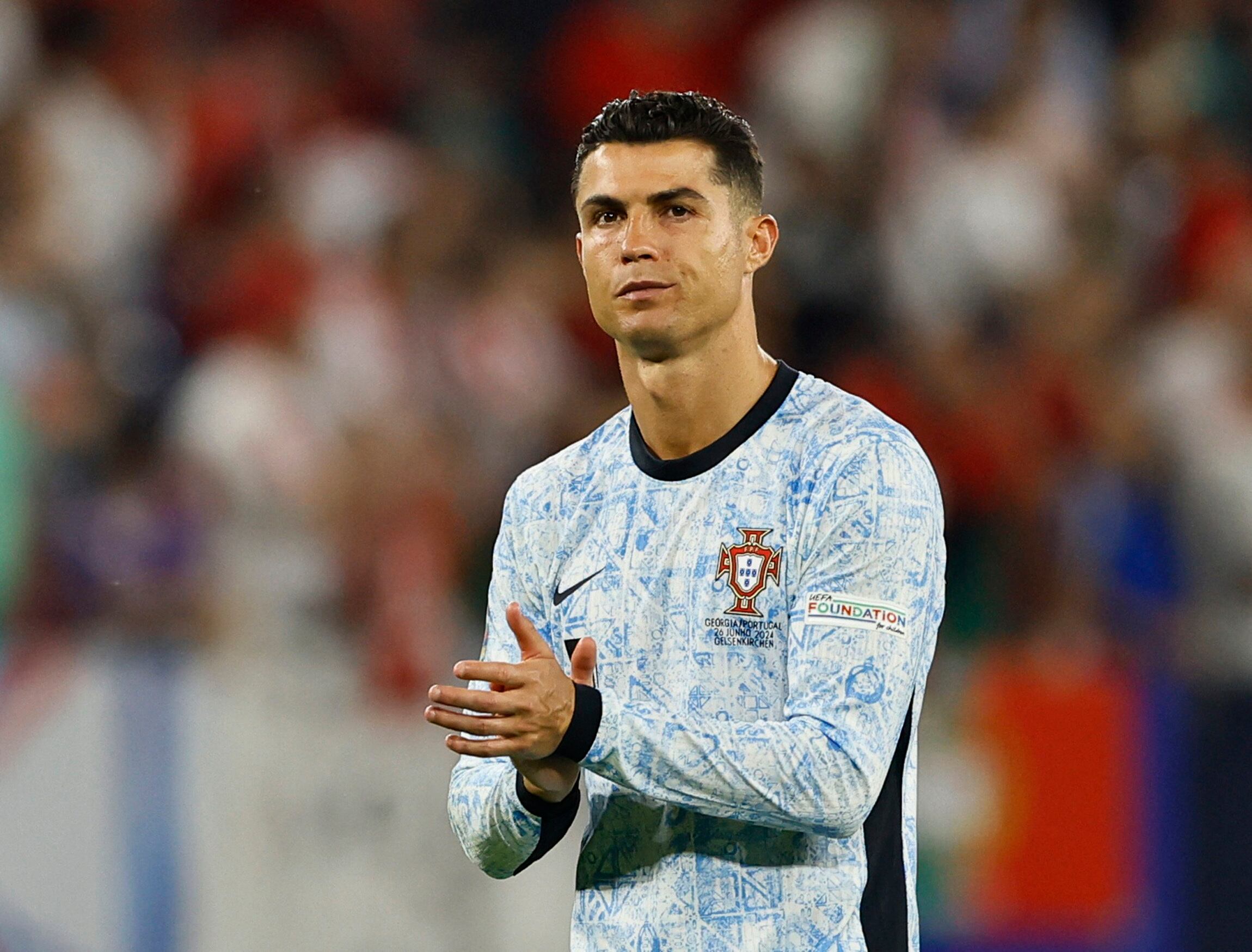 2024/25 Portugal #7 RONALDO Away Jersey (XXL) L/S – Double Kick