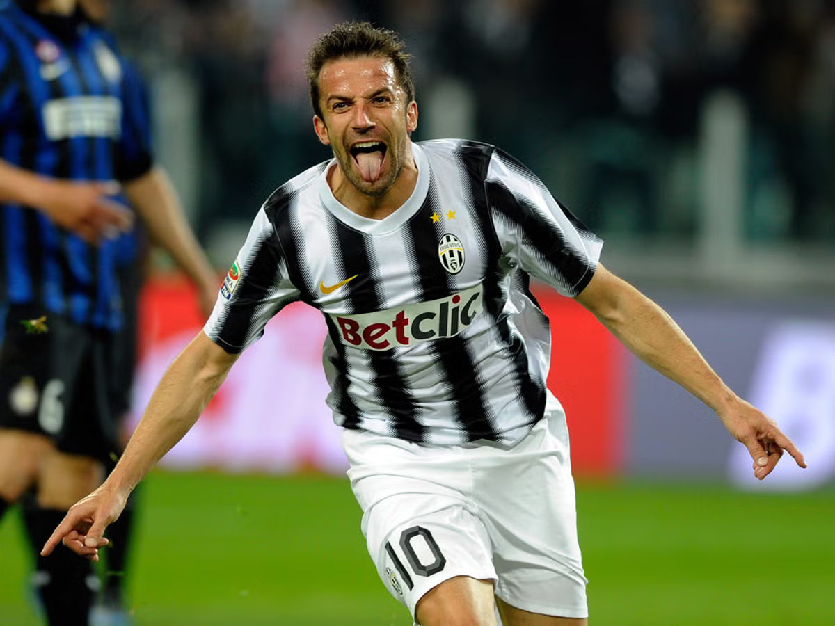 2011/12 Juventus Home Jersey (L)