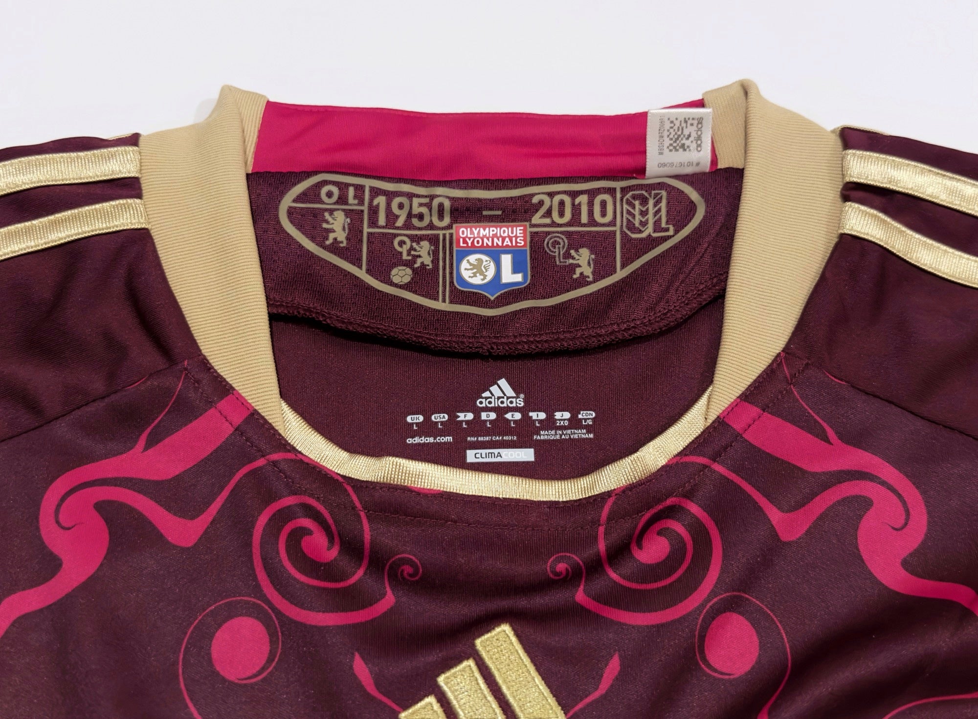 2010/11 Olympique Lyonnais Away Jersey (L)