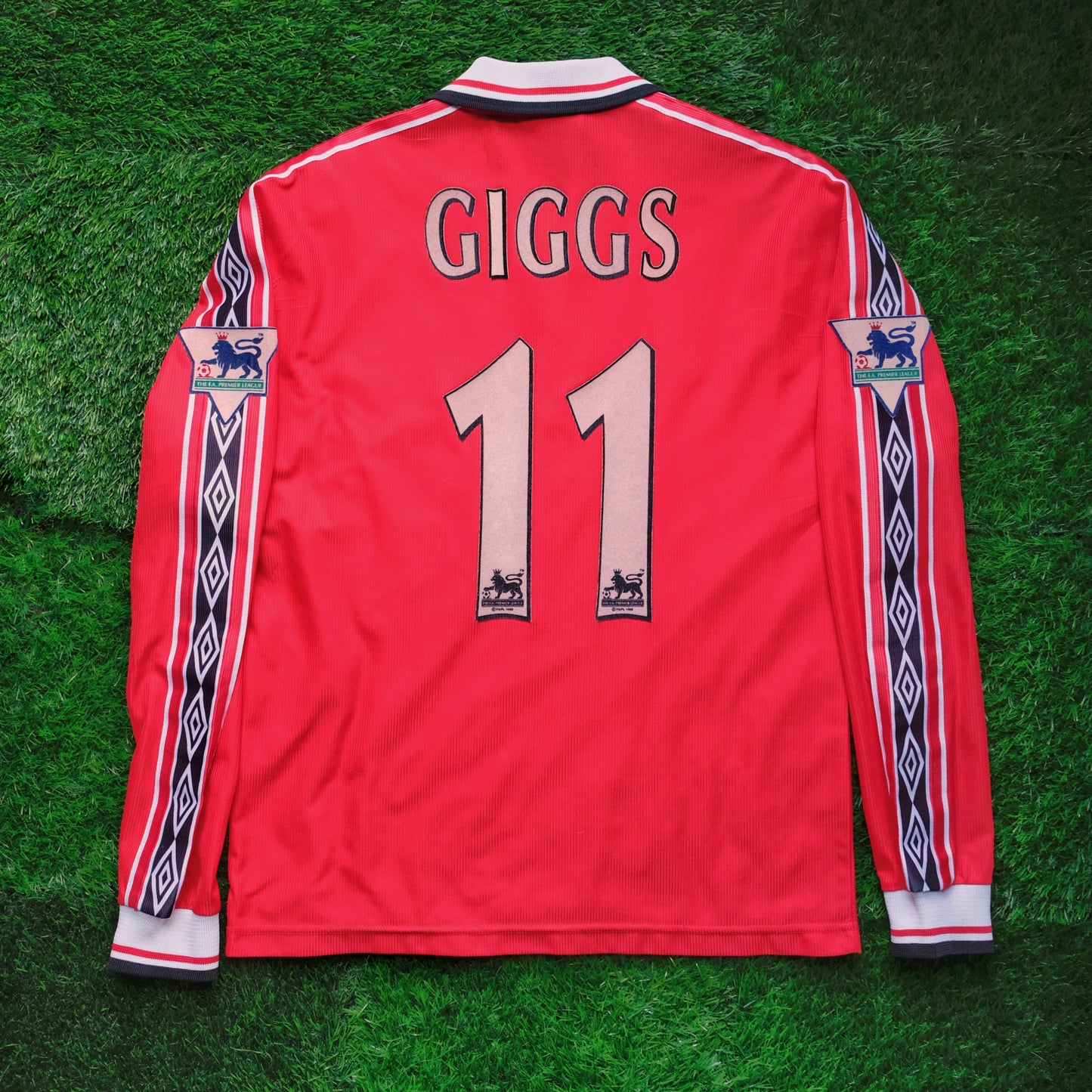 1998/99 Man Utd #11 GIGGS Home Jersey (Y) L/S