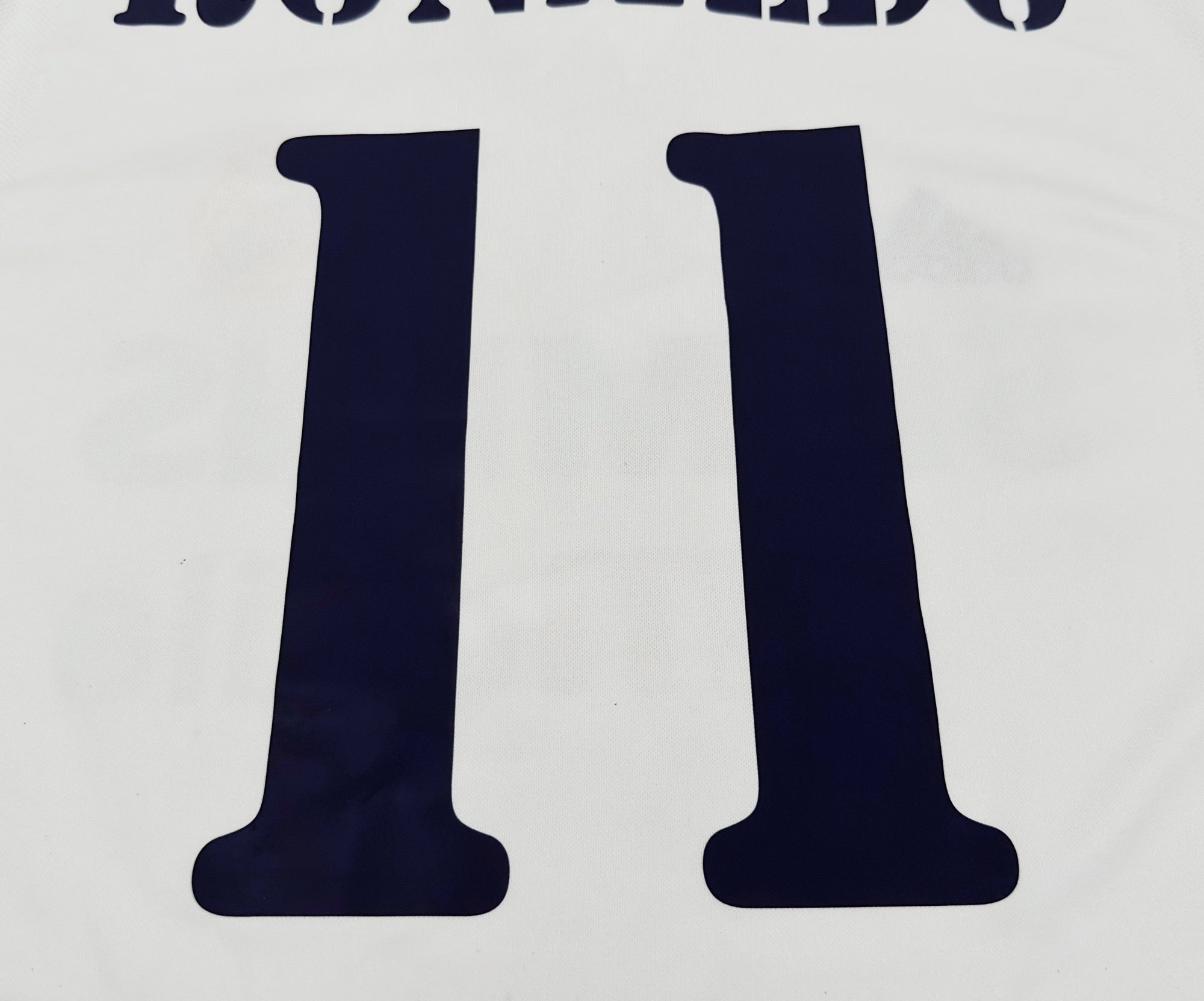 2002/03 Real Madrid #11 RONALDO Home Jersey (M)