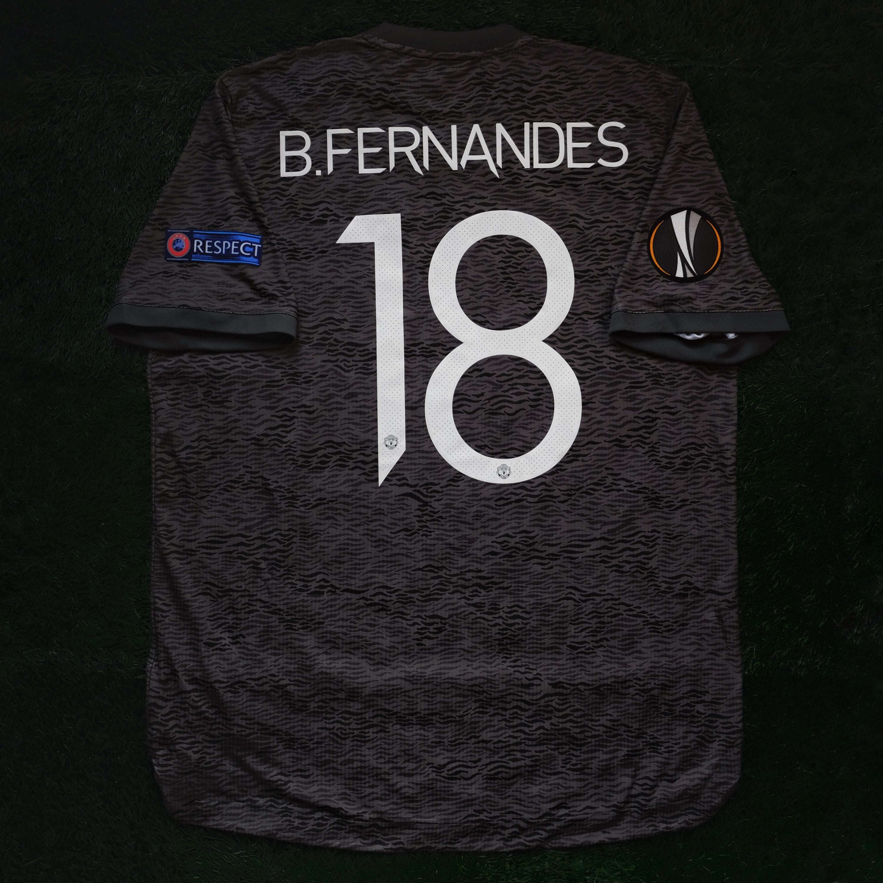 2020/21 Man Utd #18 B. FERNANDES Away Jersey (XL)
