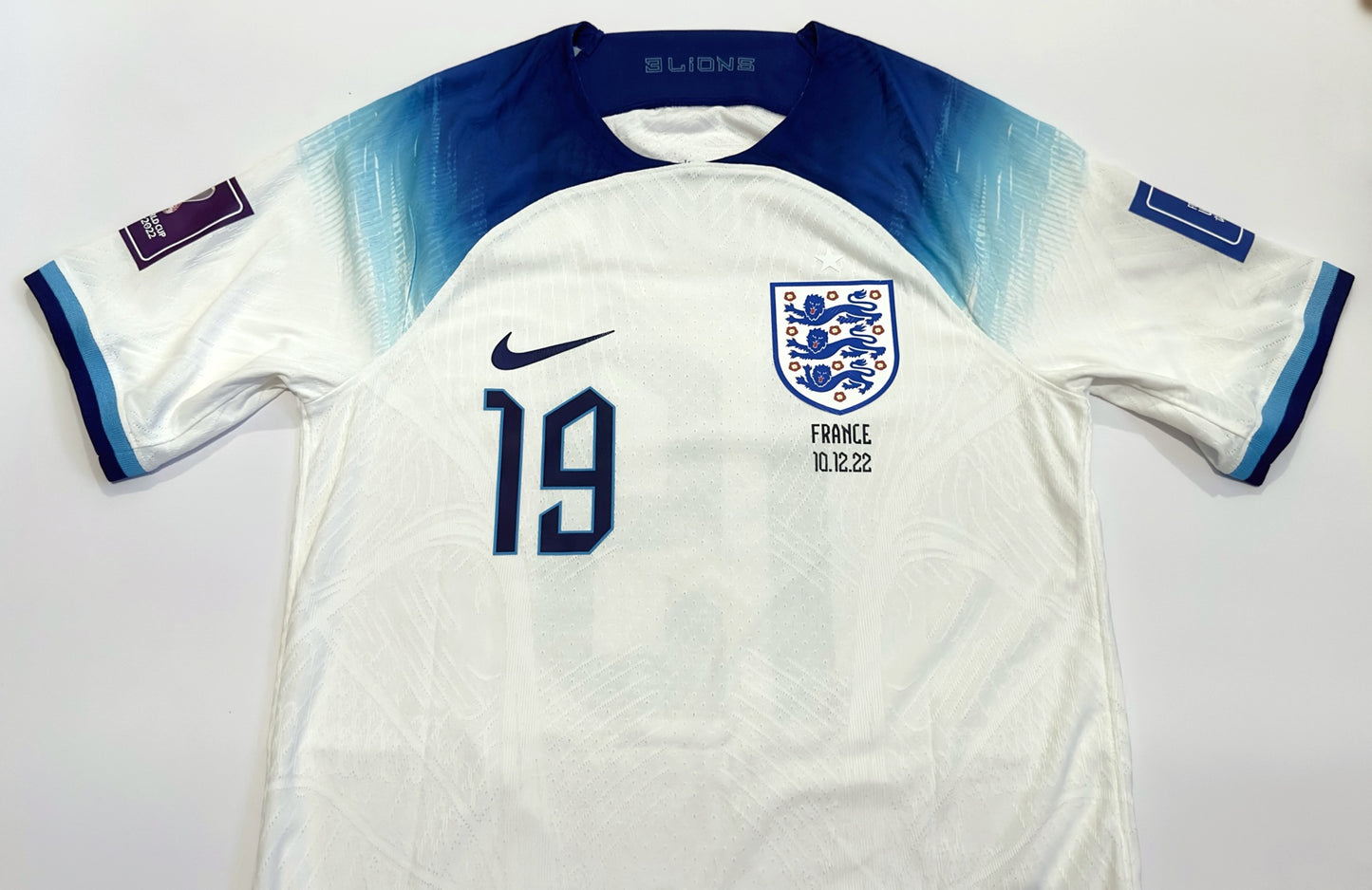 2022/23 England #19 MOUNT Home Jersey (S)