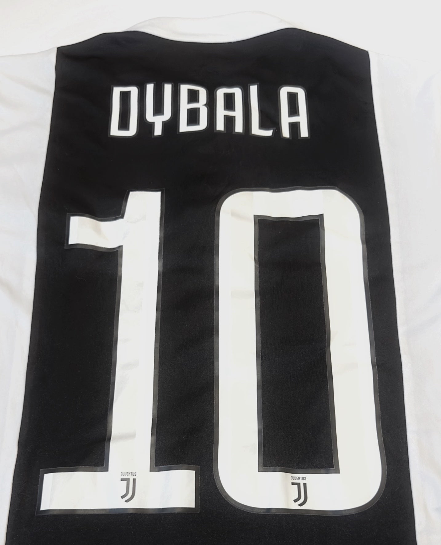 2017/18 Juventus #10 DYBALA Home Jersey (S) – Double Kick Football