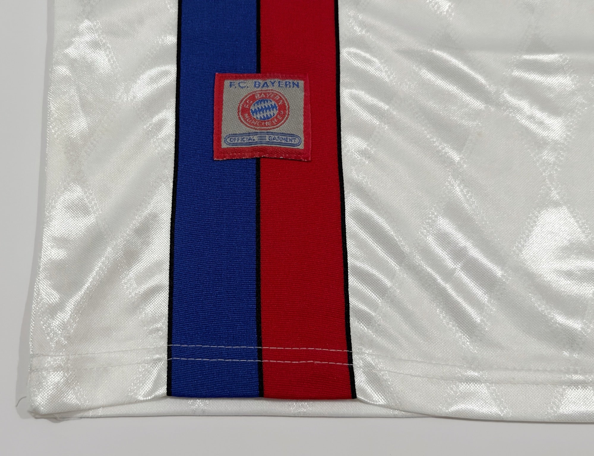 1995/96 Bayern Munich Away Jersey (M)