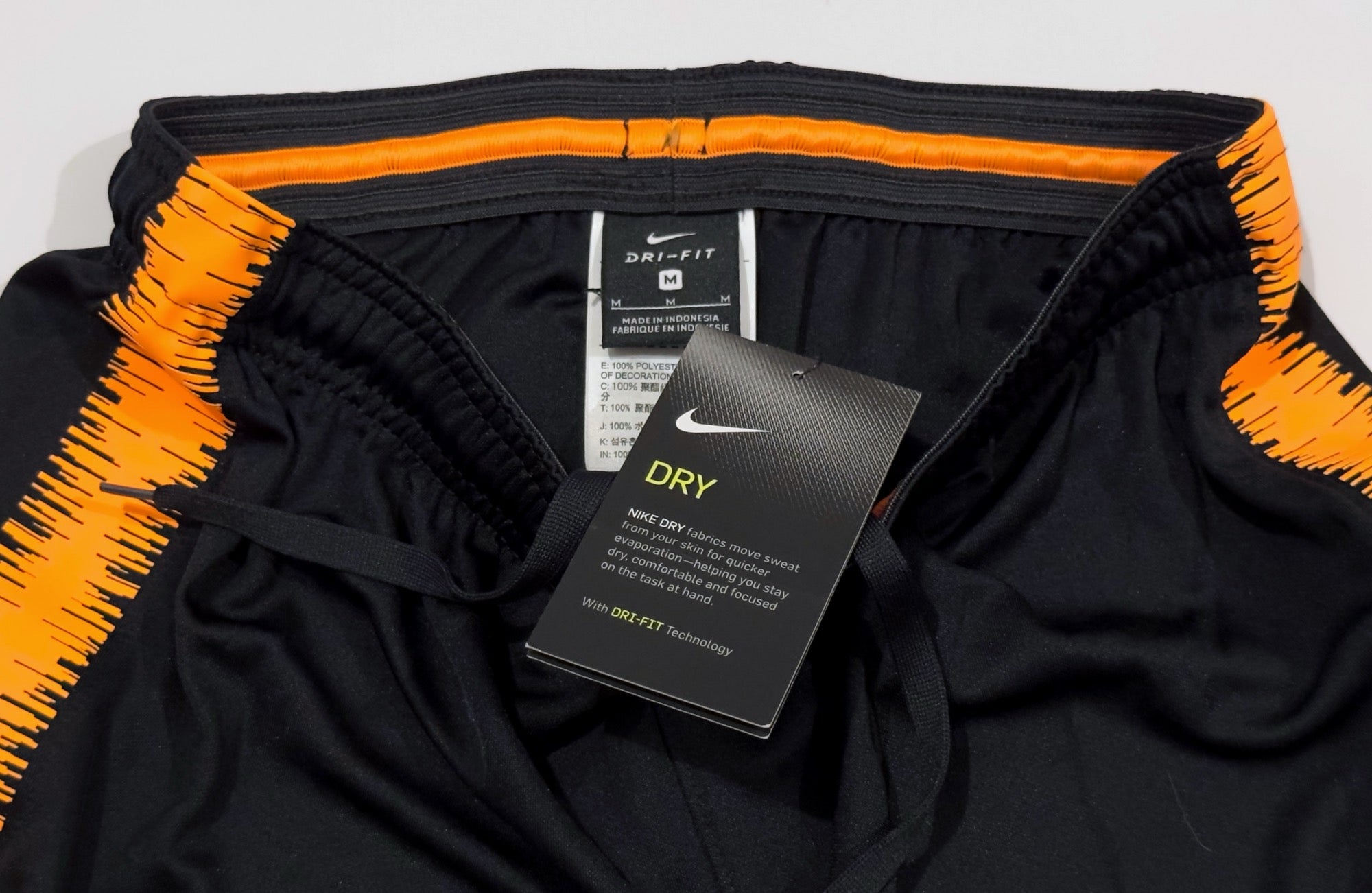 Nike Hong Kong Training Shorts (M)