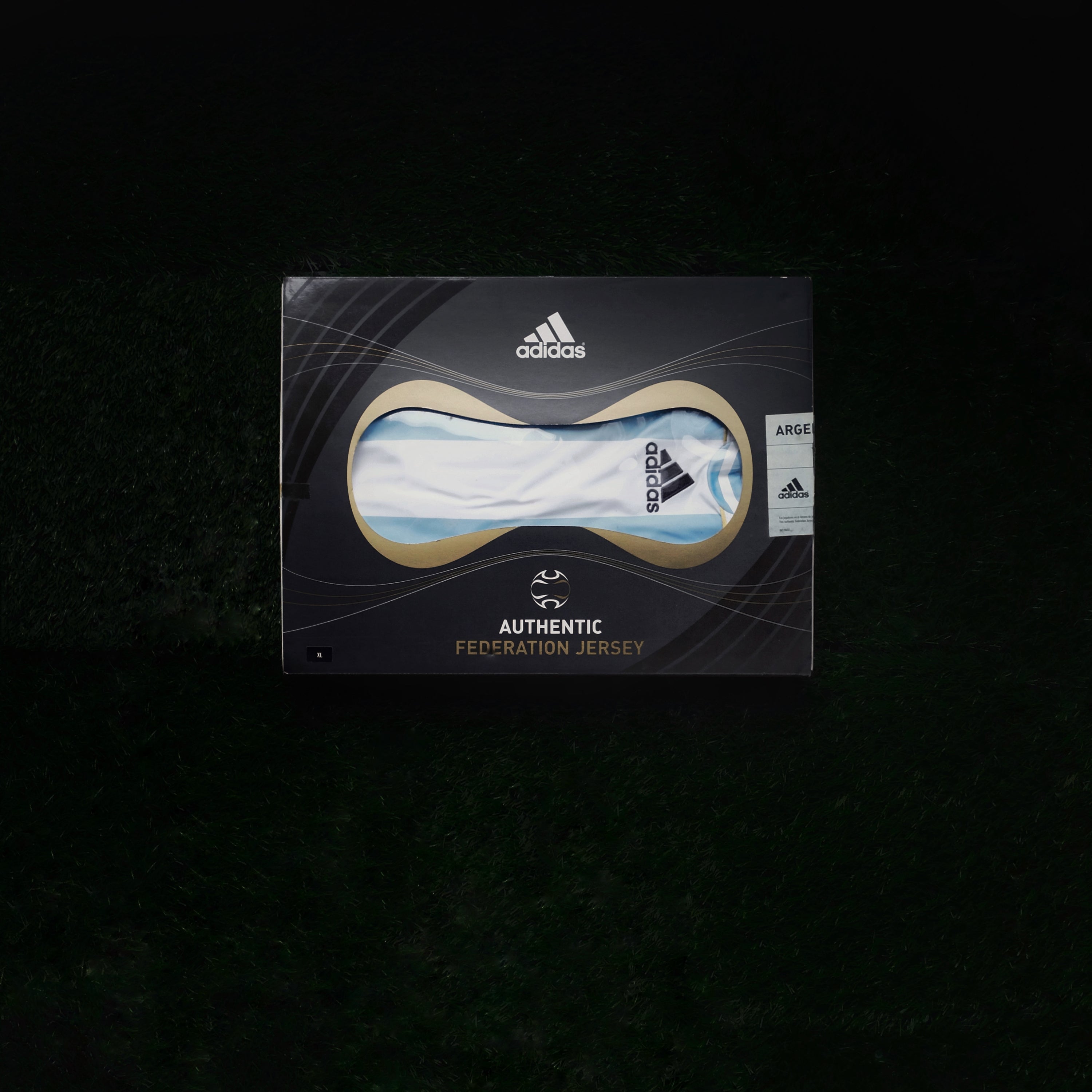 2006 Argentina #19 MESSI Home Jersey Boxset (XL)