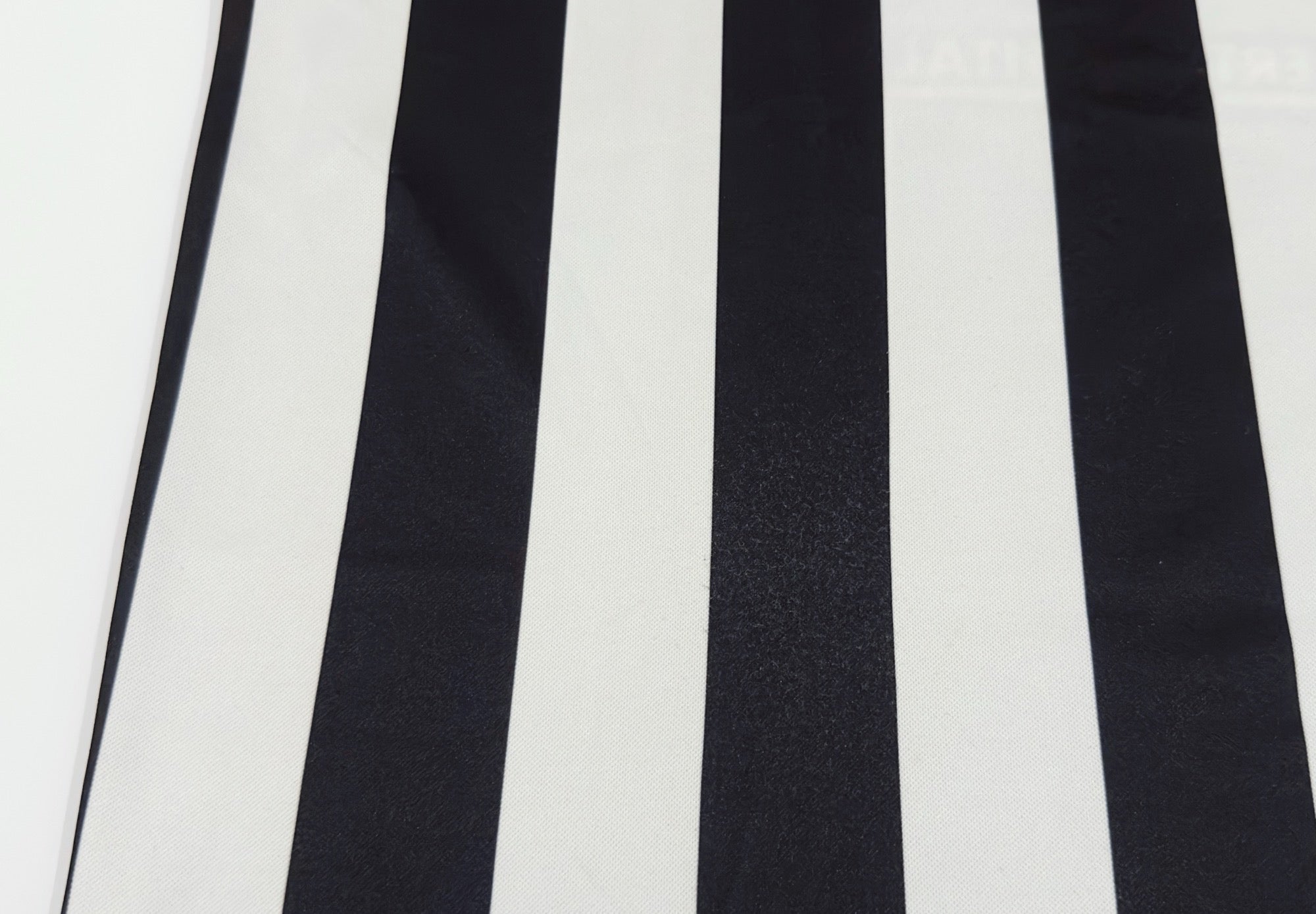 1998/99 Juventus Home Jersey (M)