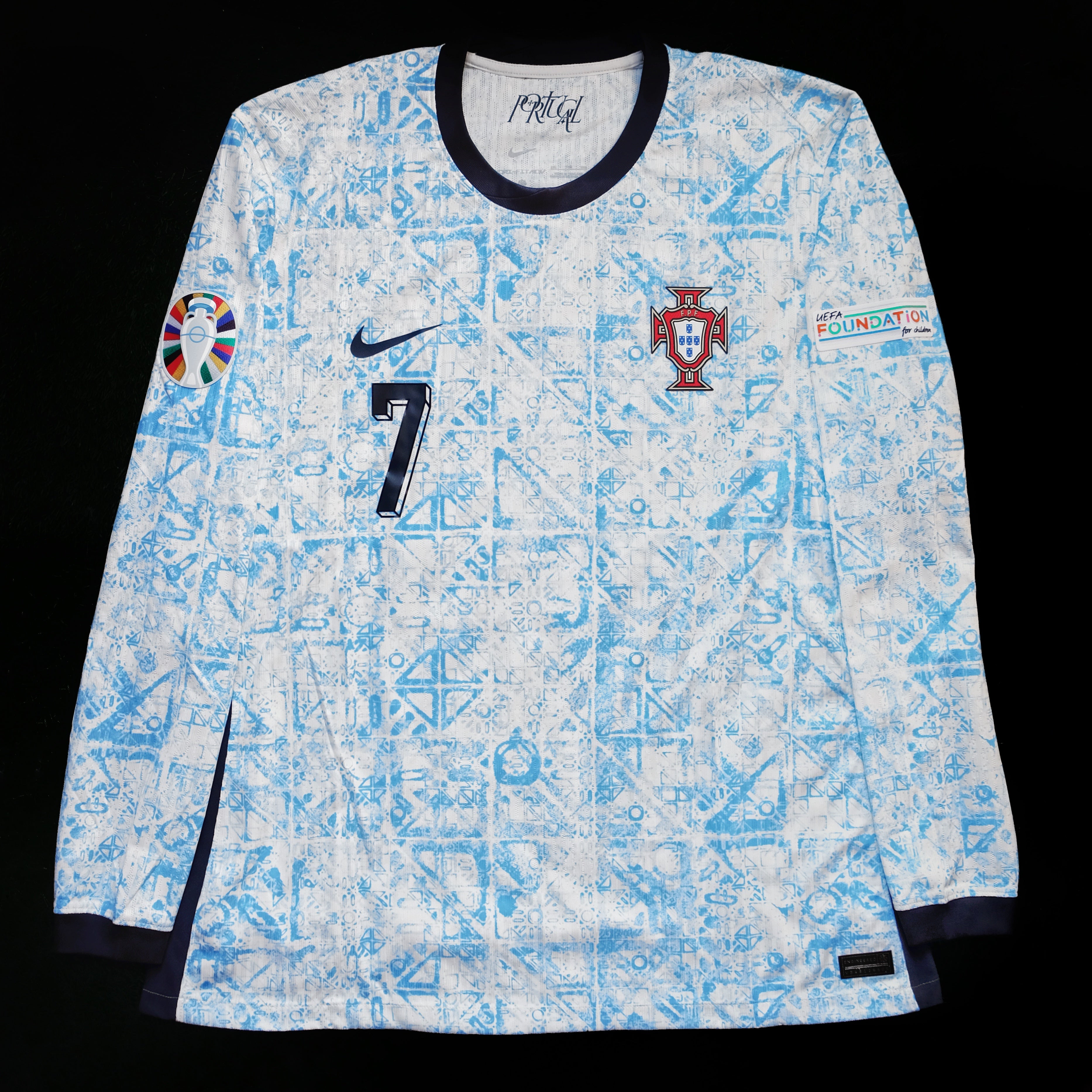2024/25 Portugal #7 RONALDO Away Jersey (XXL) L/S – Double Kick