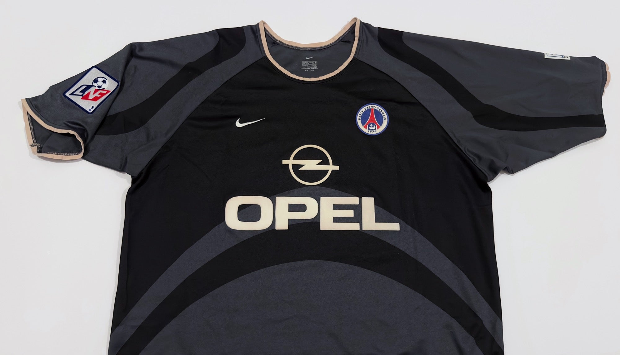 2001/02 PSG #21 RONALDINHO Third Jersey (XL)