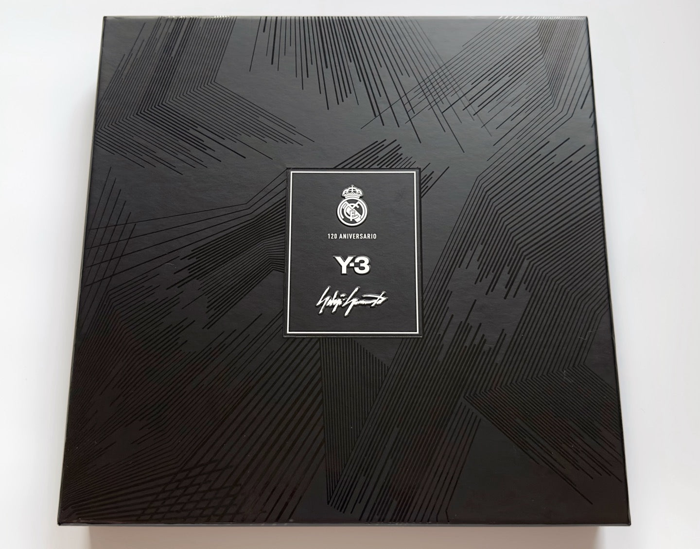 2021/22 Real Madrid X Y-3 Fourth Jersey Boxset (S)