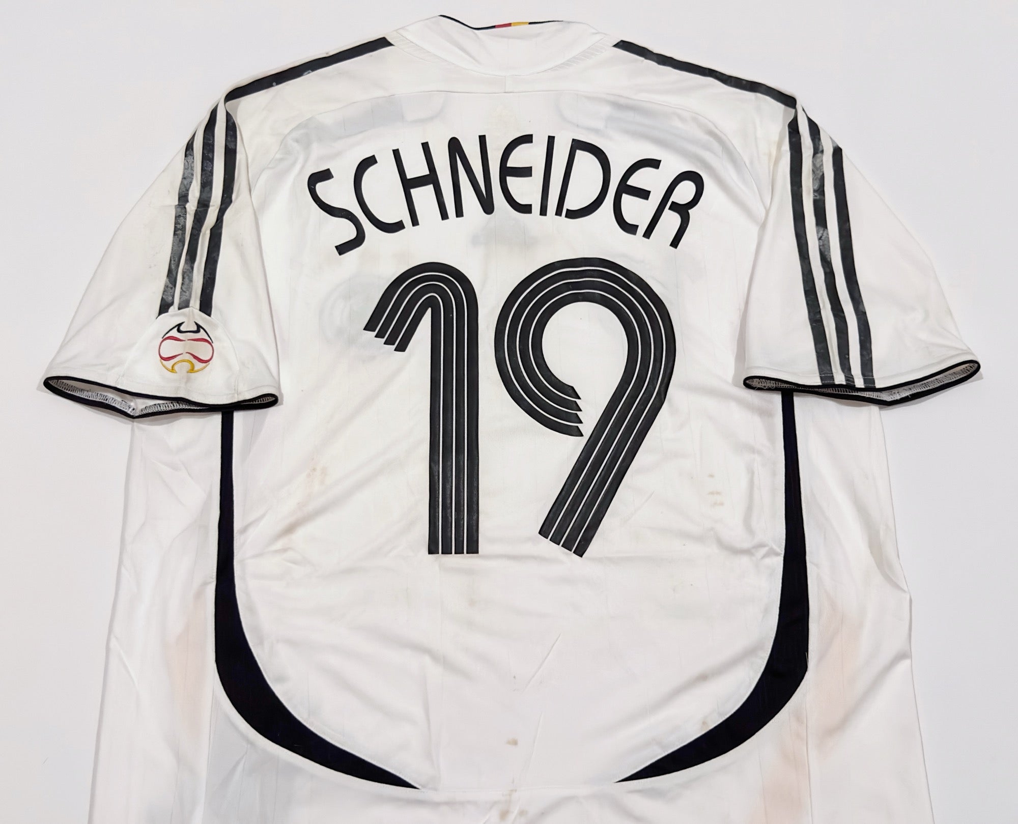 2005/07 Germany #19 SCHNEIDER Home Jersey (L)