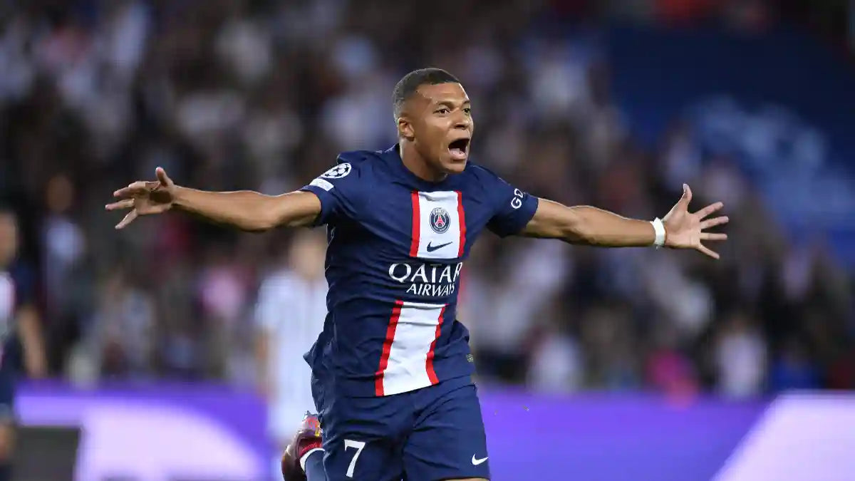 2022/23 PSG #7 MBAPPE Home Jersey (L)