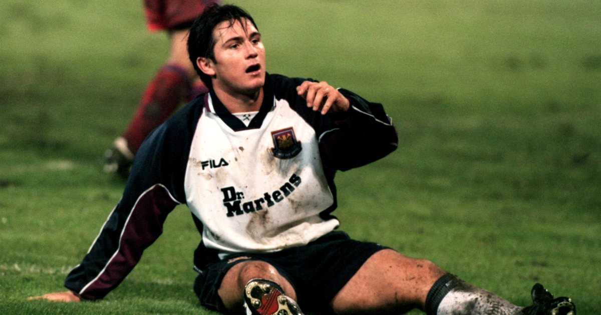 1999/01 West Ham Away Jersey (M)