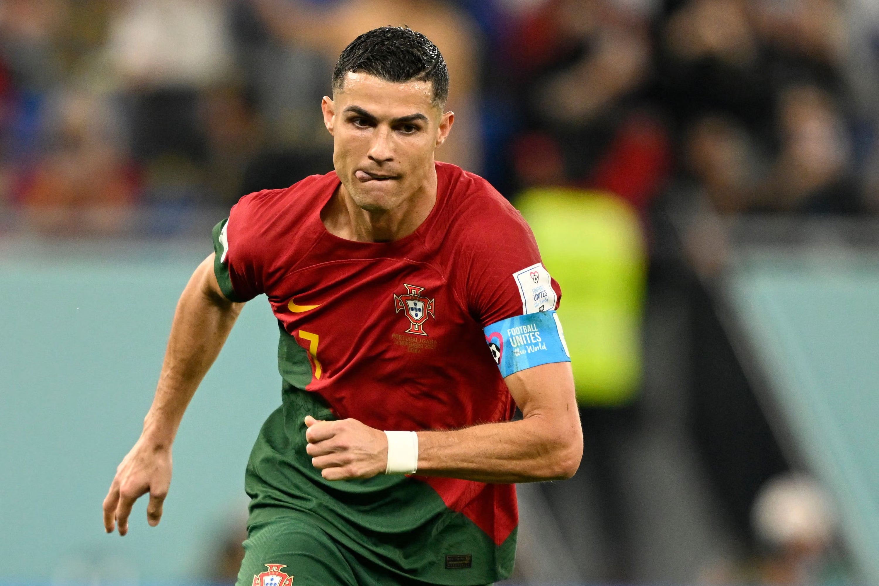 2022/23 Portugal Home Jersey (L)