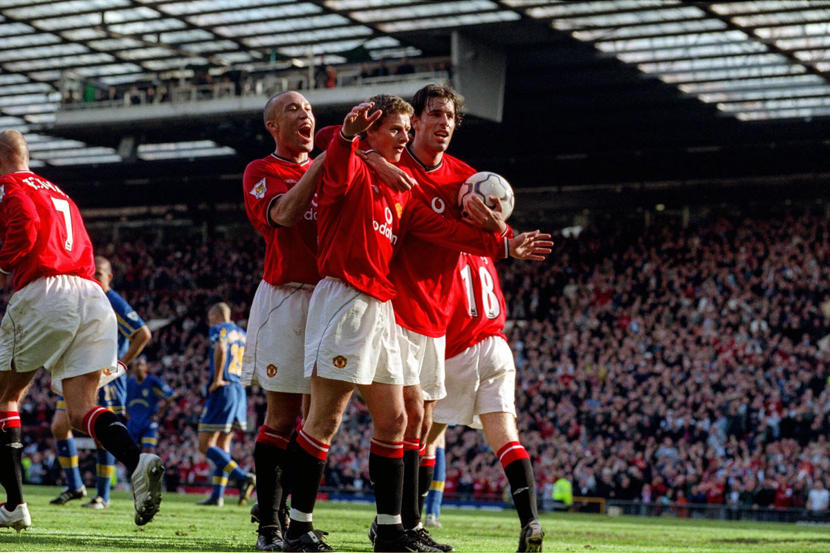 2000/02 Man Utd Home Jersey (L) L/S