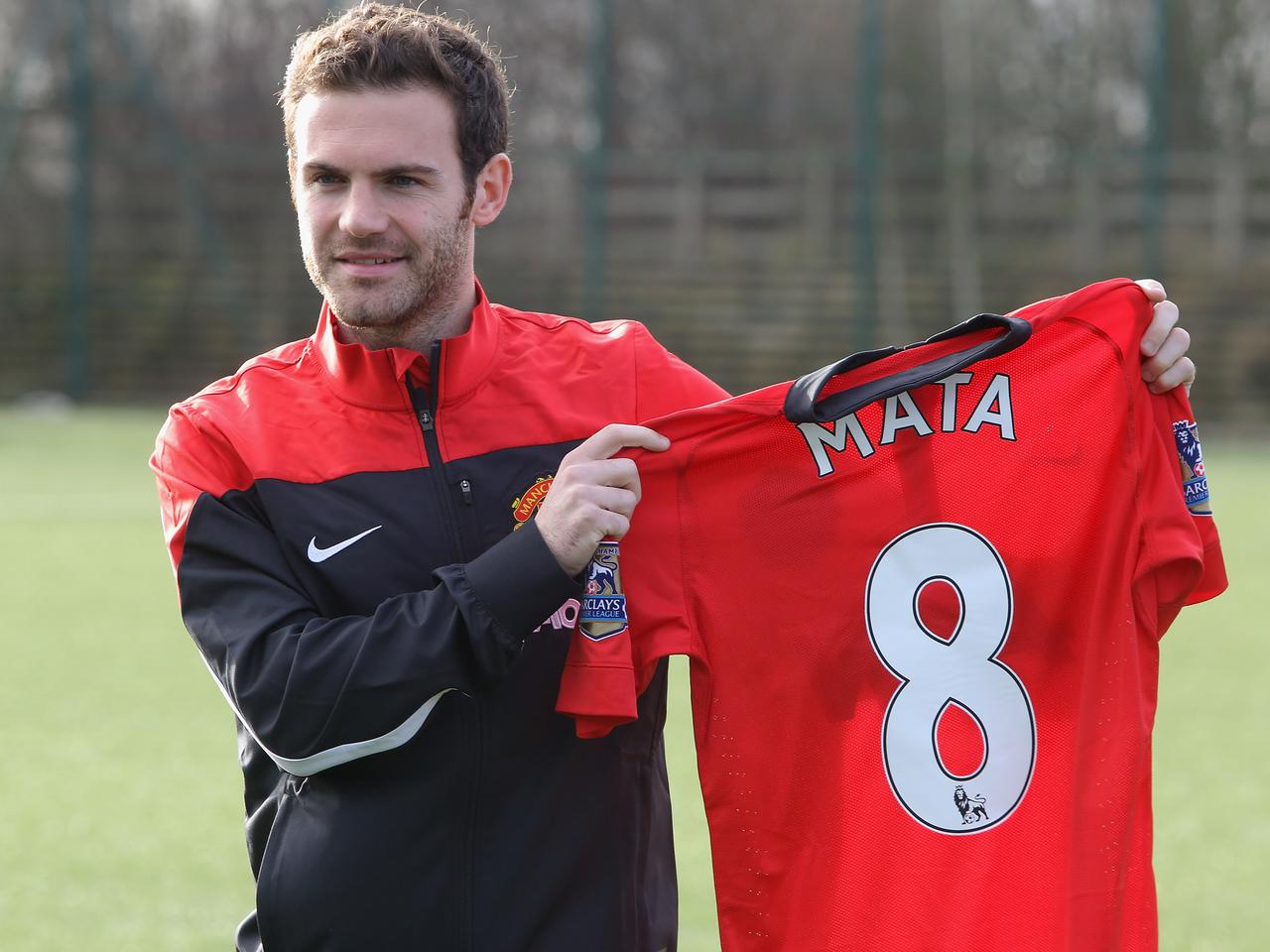 2013/14 Man Utd #8 MATA Home Jersey (M)