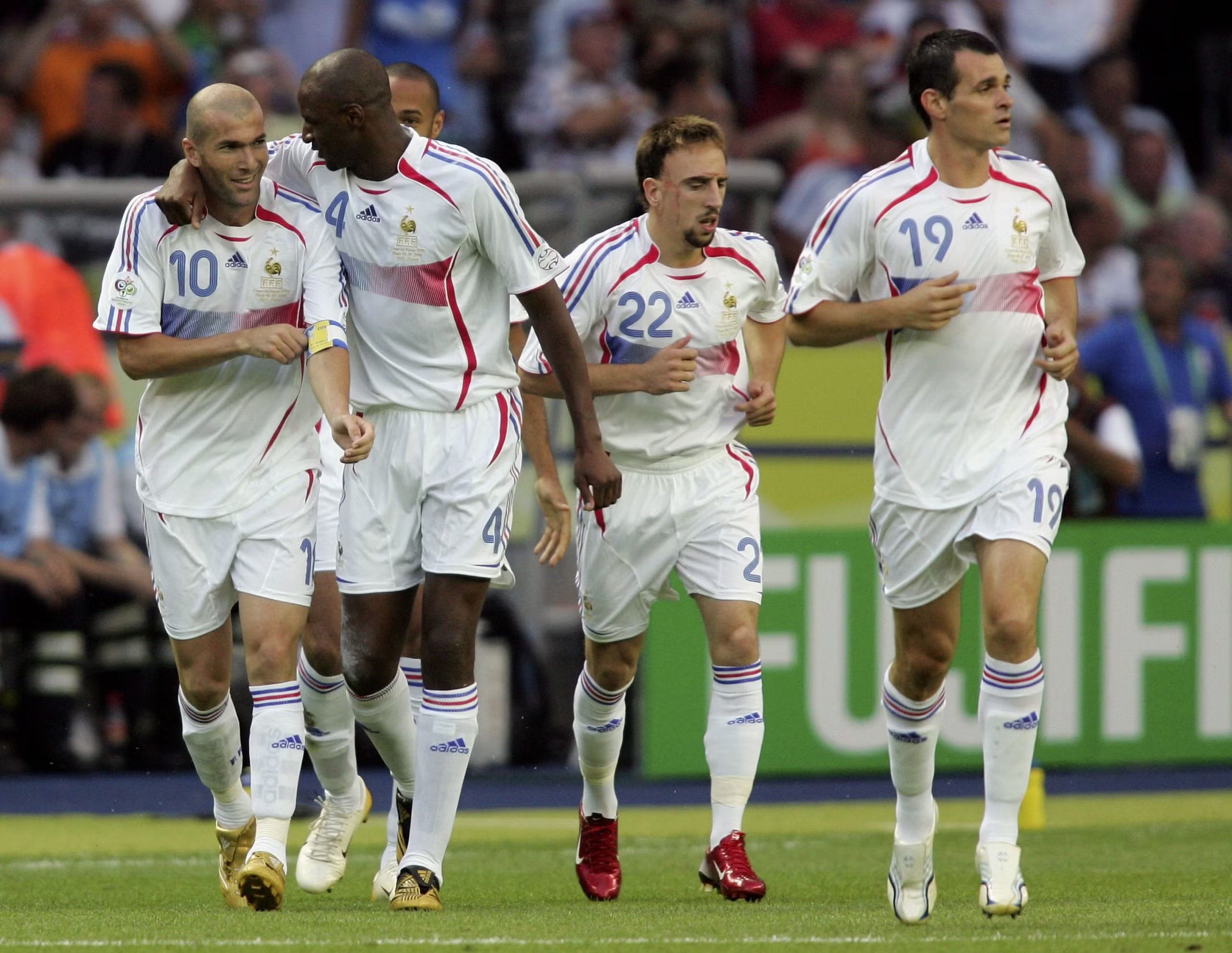 2006/07 France Away Jersey (M)