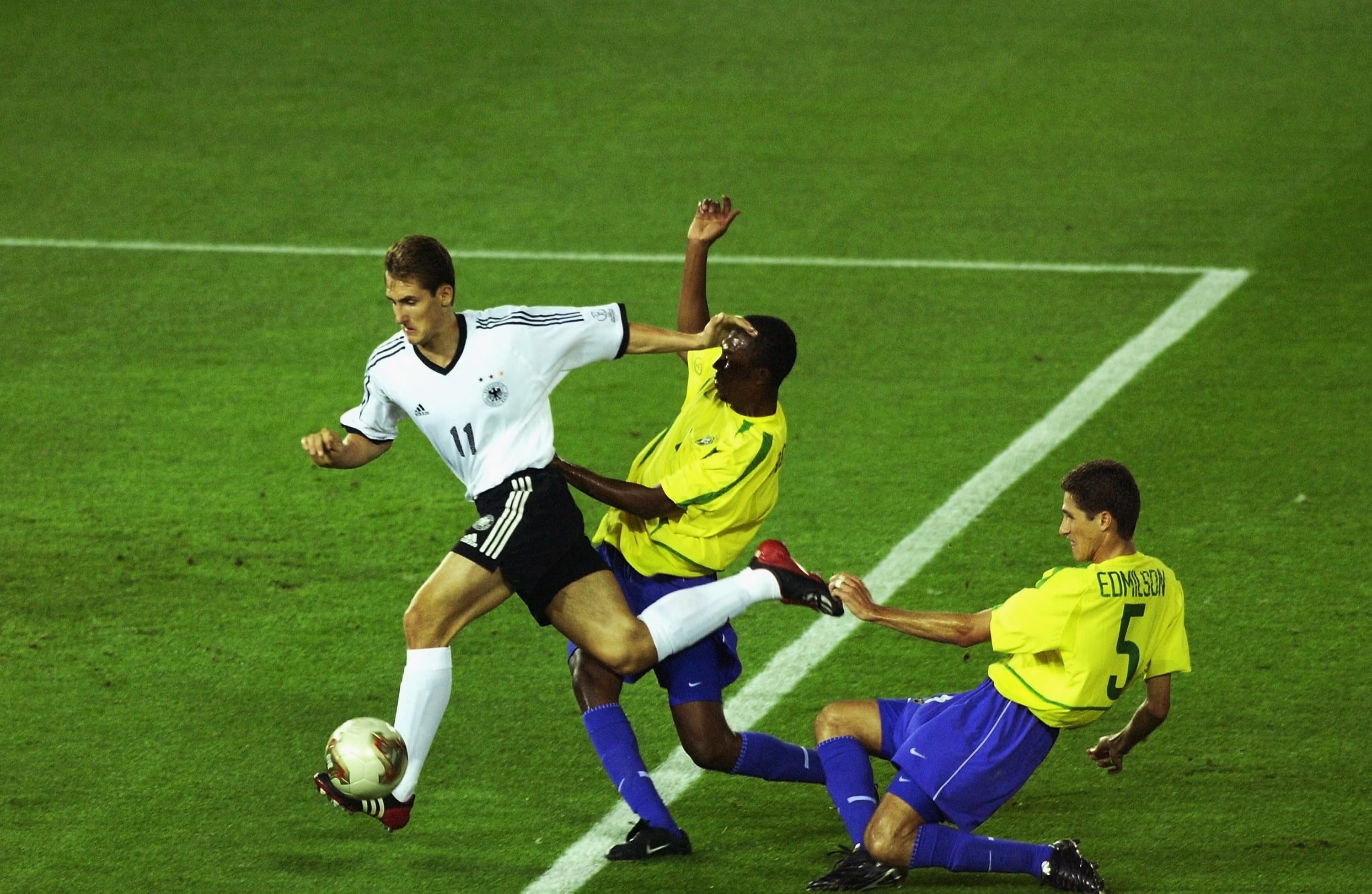 2002/04 Germany Home Jersey (S)
