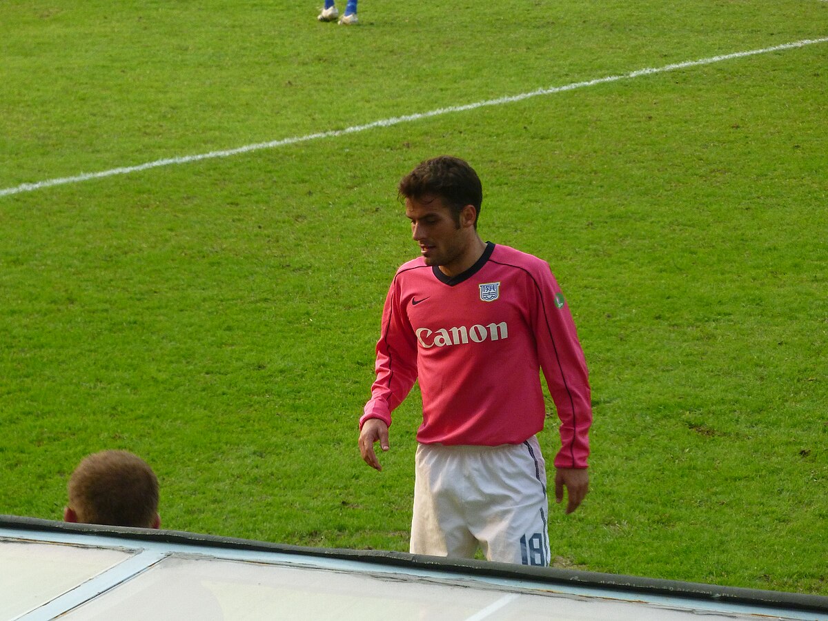 2011/12 Kitchee #18 JORDI Away Jersey (L) L/S