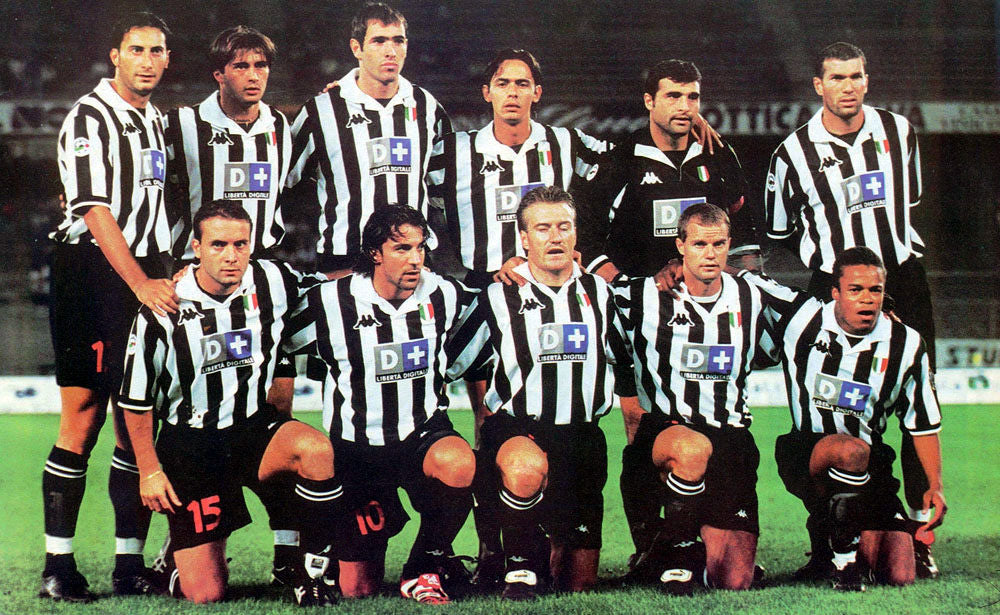 1998/99 Juventus Home Jersey (M)