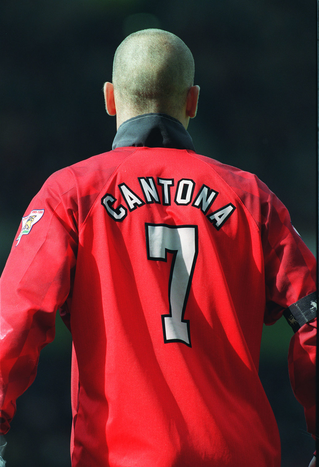 1996/97 Man Utd #7 CANTONA Home Jersey (M)