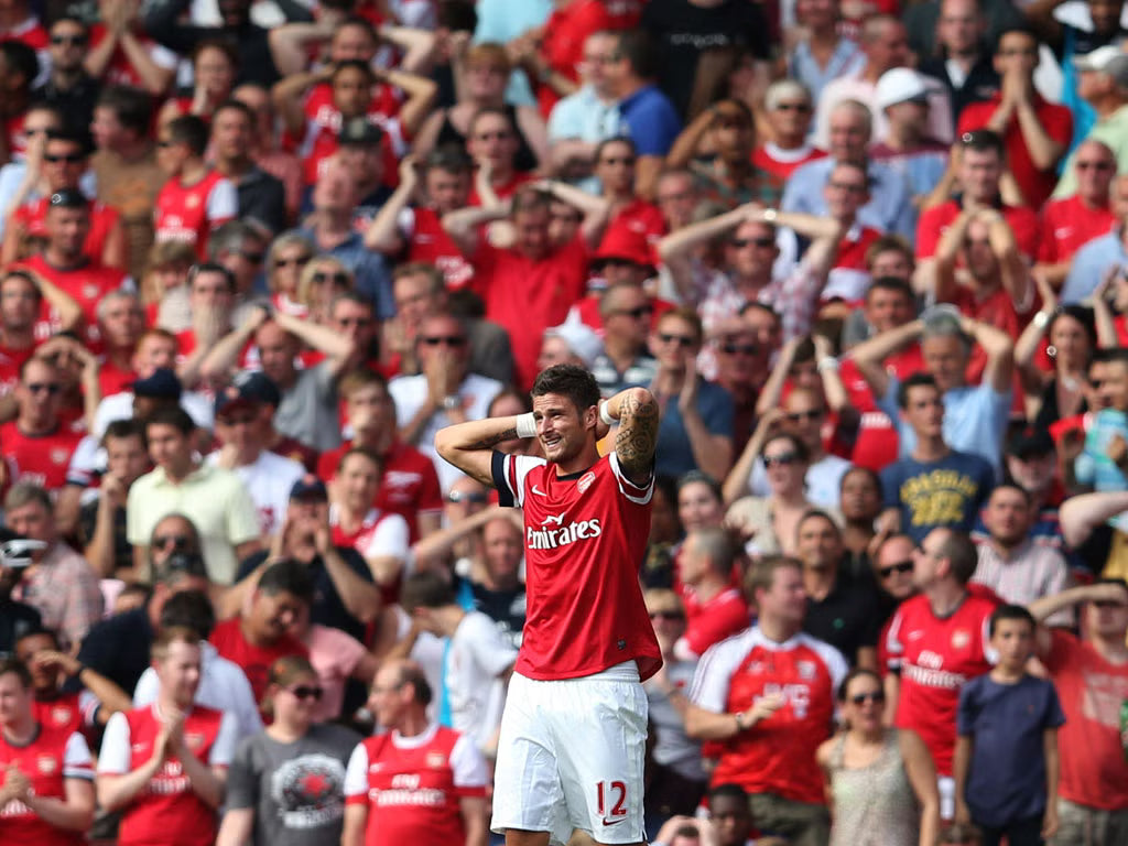 2012/14 Arsenal #12 GIROUD Home Jersey (S)