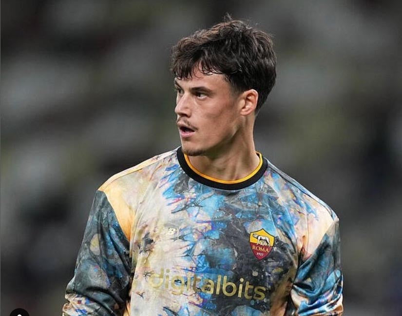 2022/23 AS Roma X Aries GK Jersey (M)