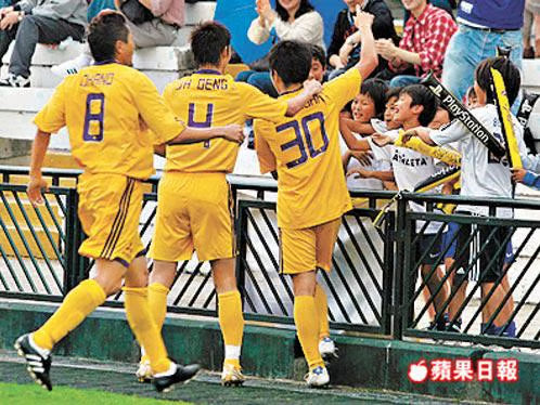 2008/10 TSW Pegasus #15 KM YUEN Home Jersey (M)