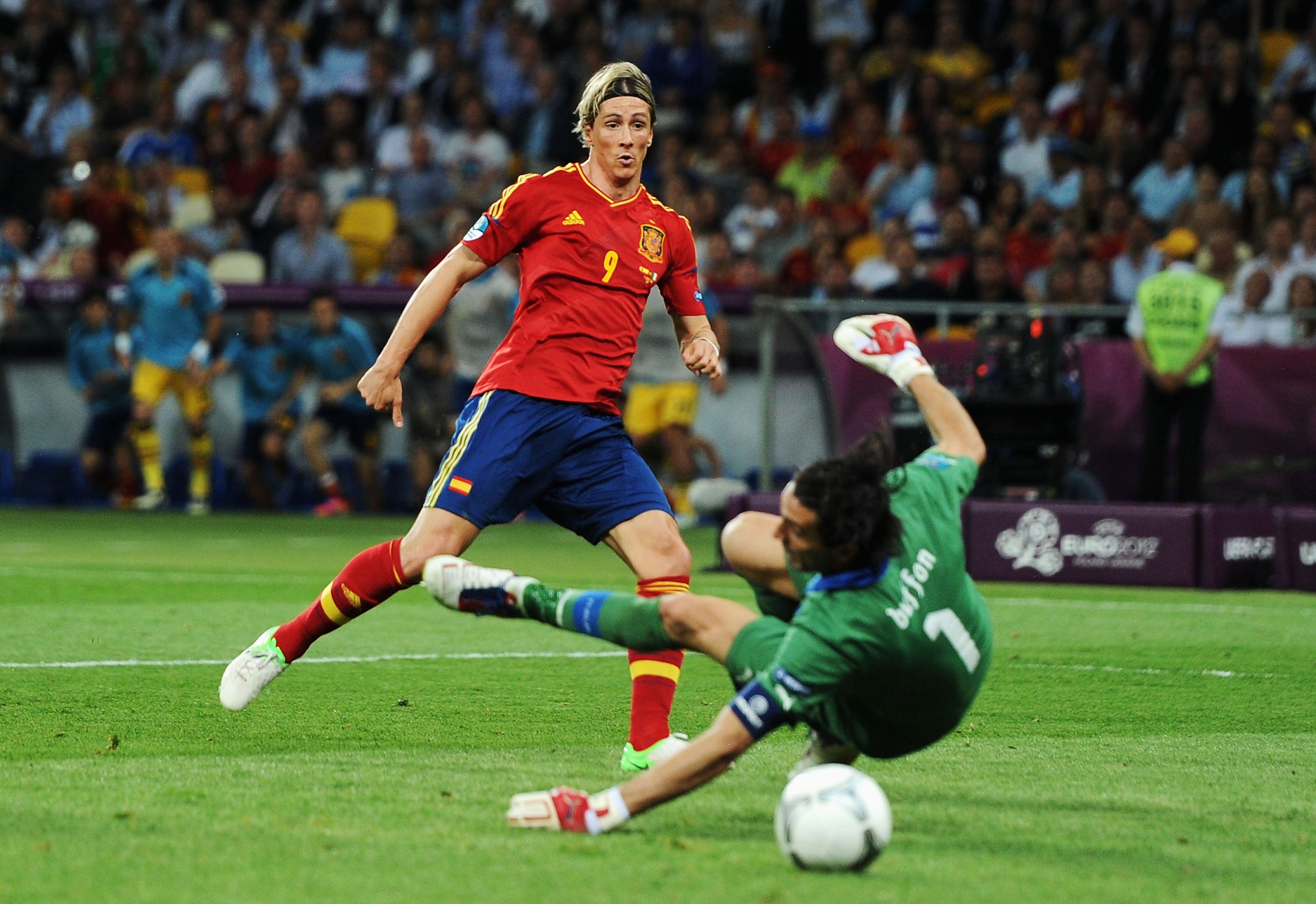 2012 Spain #9 TORRES Home Jersey (XL)