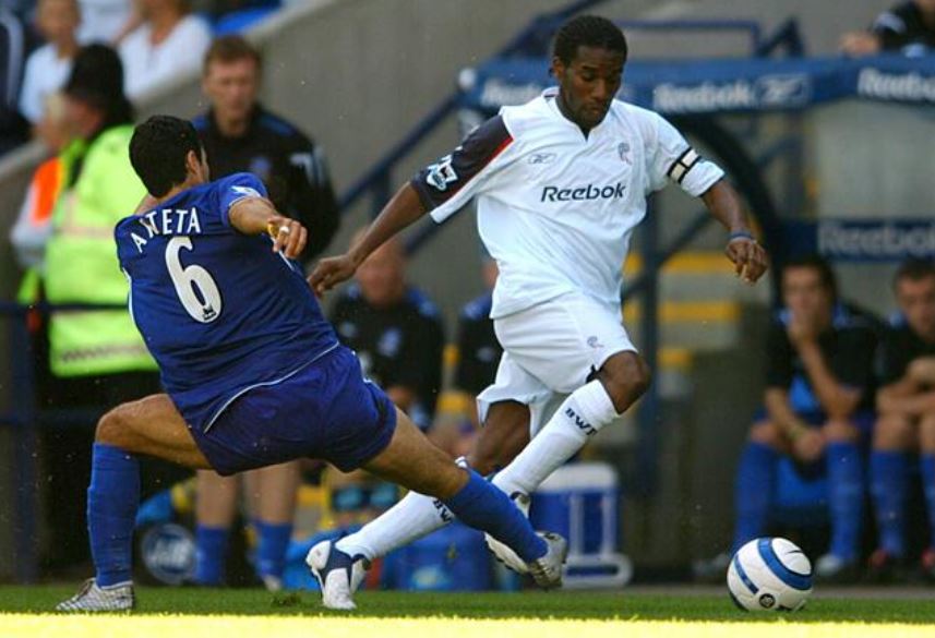 2005/06 Everton #6 ARTETA Home Jersey (L)