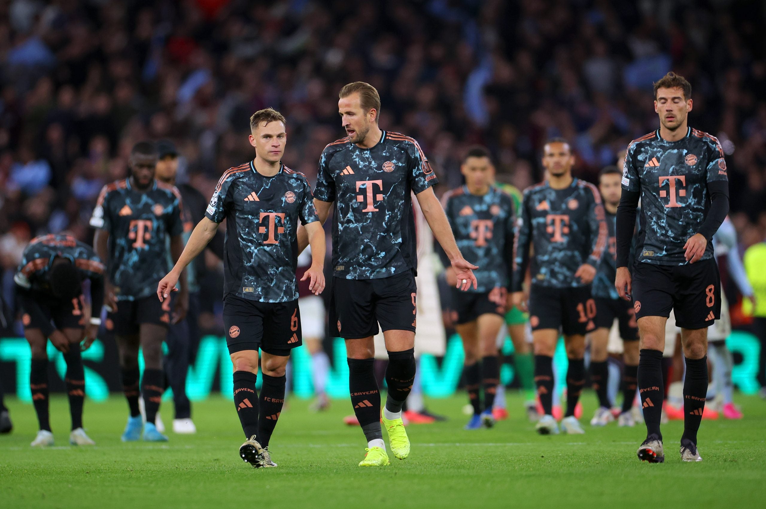 2024/25 Bayern Munich Away Jersey (M)