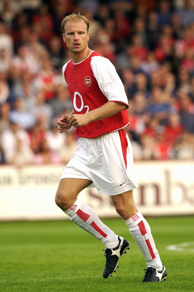2002/04 Arsenal #10 BERGKAMP Home Jersey (S)