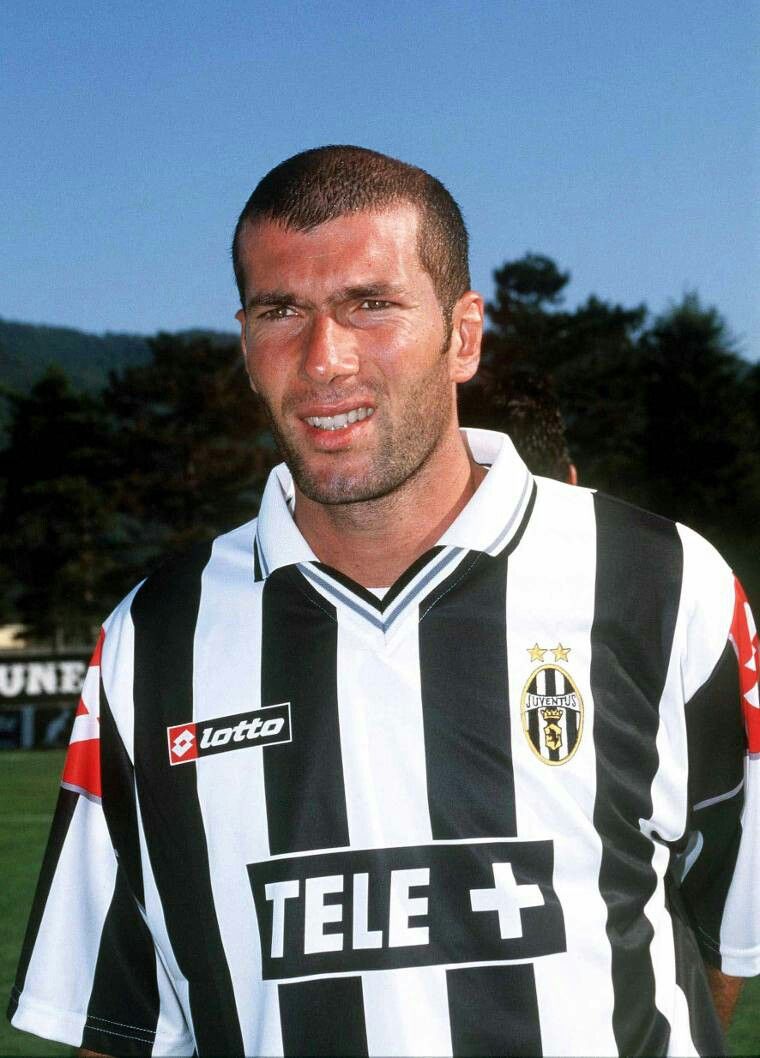 2000/01 Juventus #21 ZIDANE Home Jersey (L)