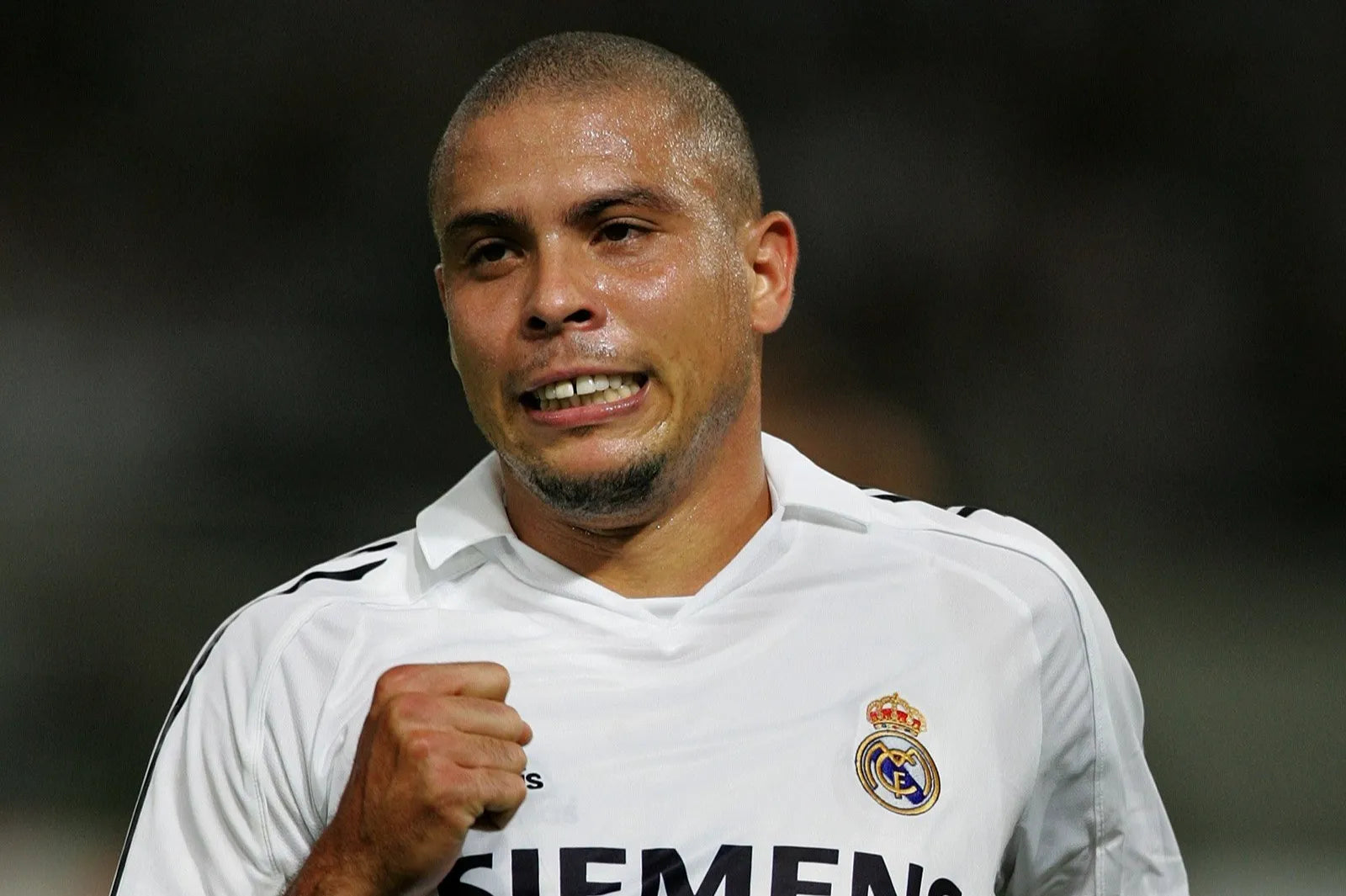 2005/06 Real Madrid #9 RONALDO Home Jersey (XL)