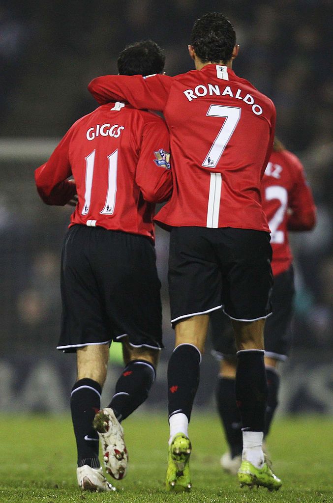 2008/09 Man Utd #11 GIGGS Home Jersey (XL) L/S