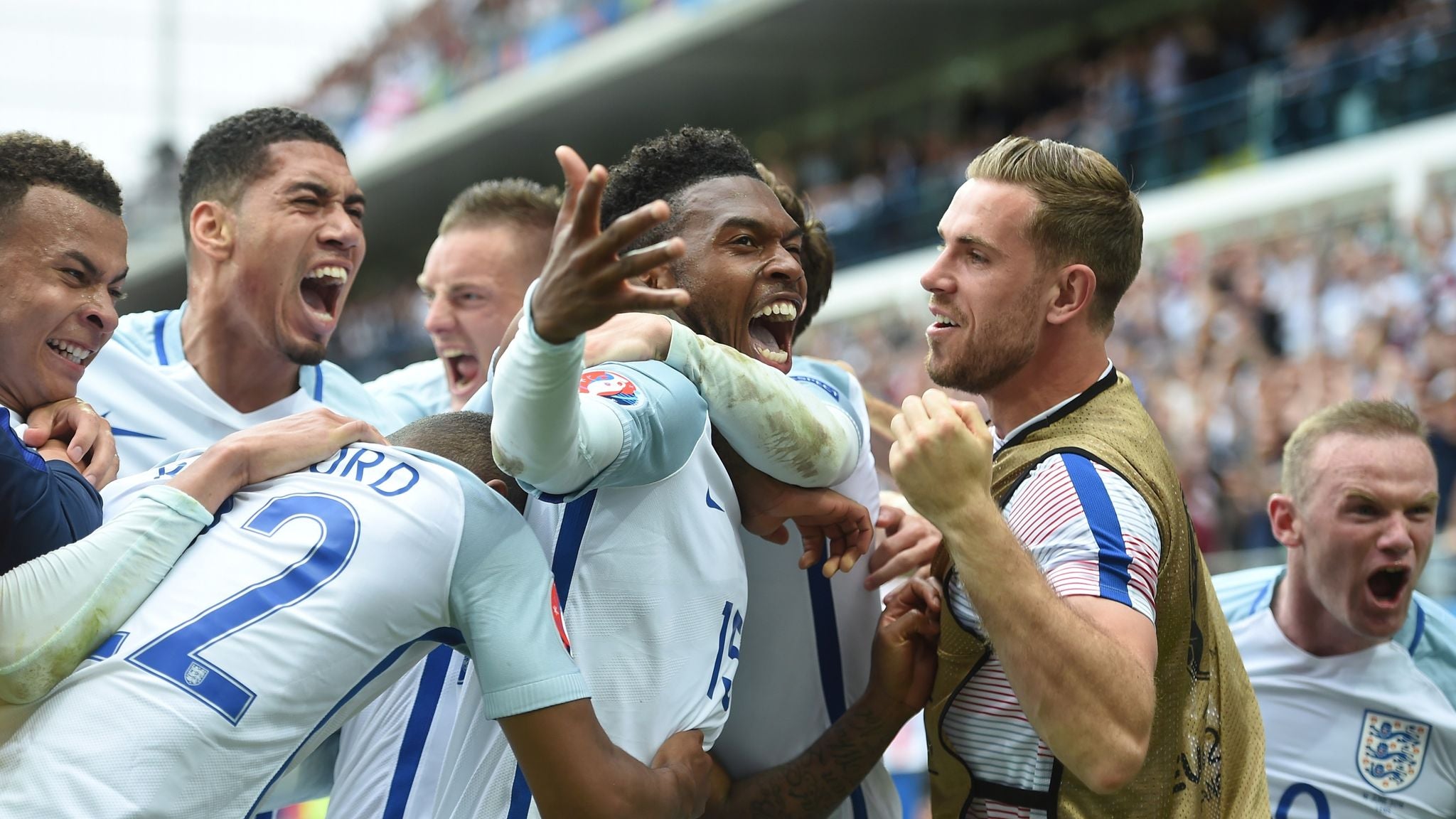 2016/17 England Home Jersey (S)