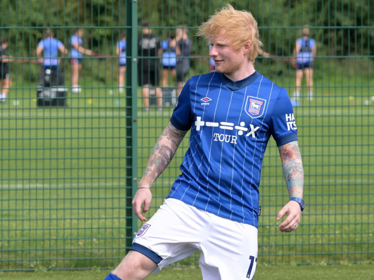 2024/25 Ipswich Town Home Jersey (L)